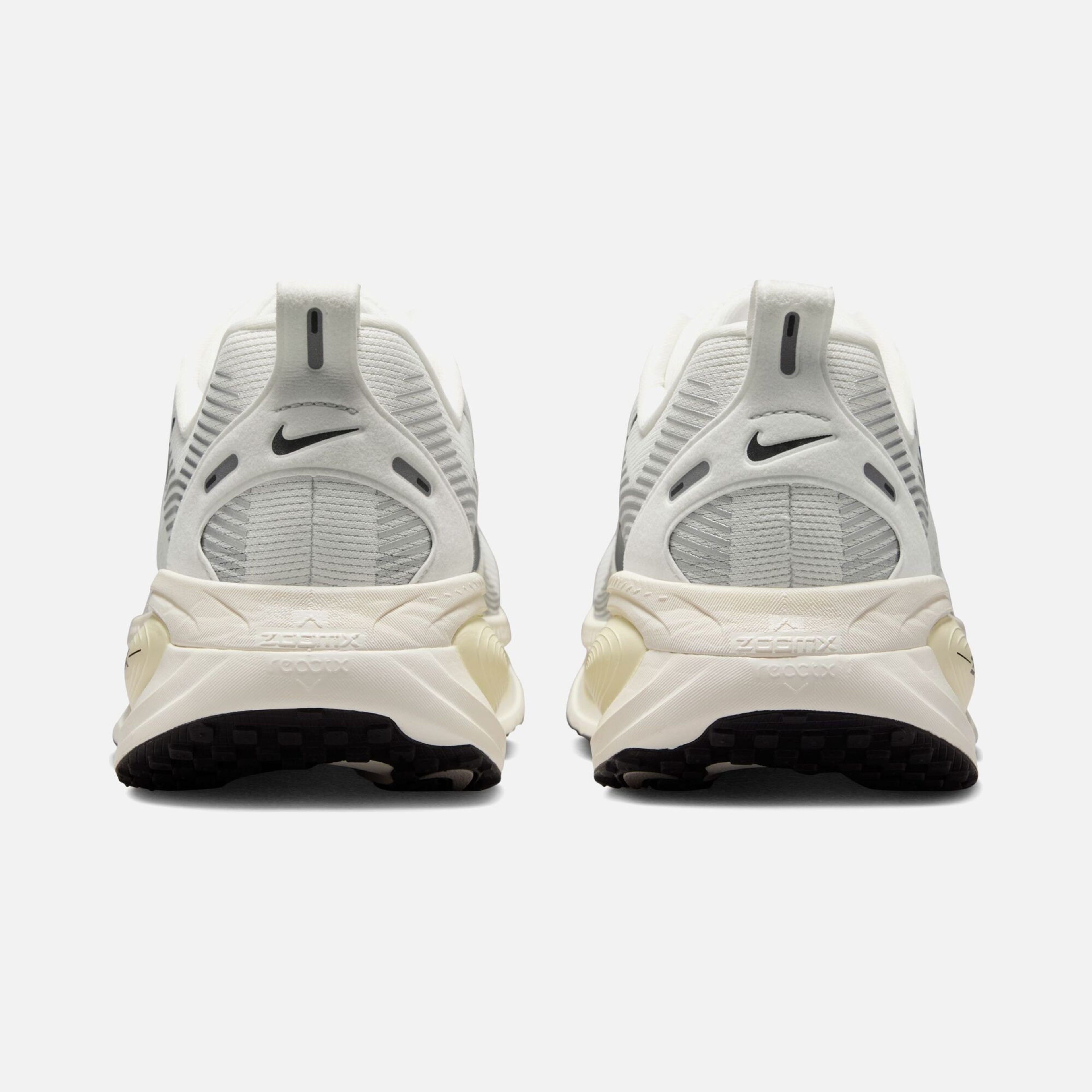 Nike Vomero 18 ZoomX Road Running Erkek Spor Ayakkabı