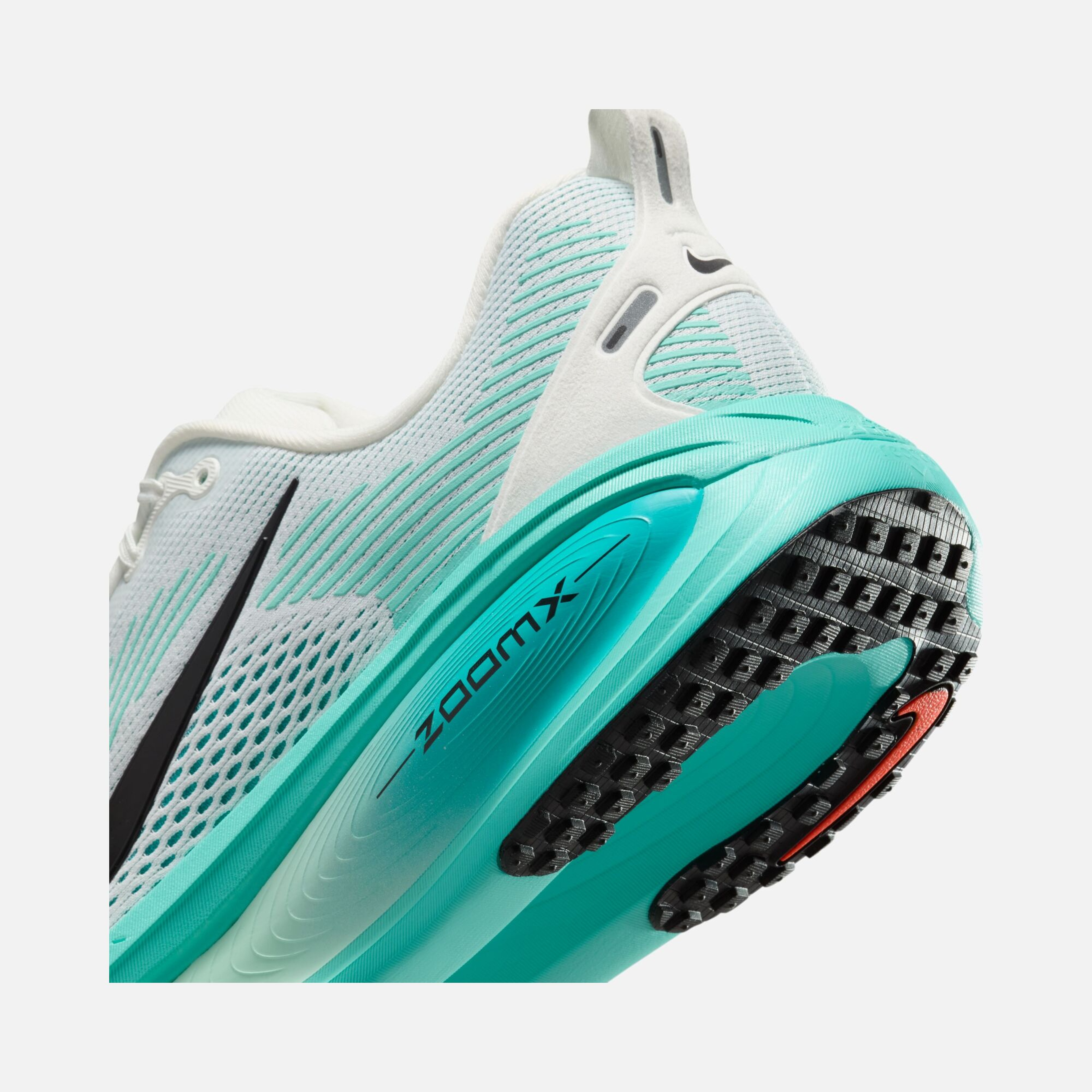 Nike Vomero 18 ZoomX Road Running Erkek Spor Ayakkabı