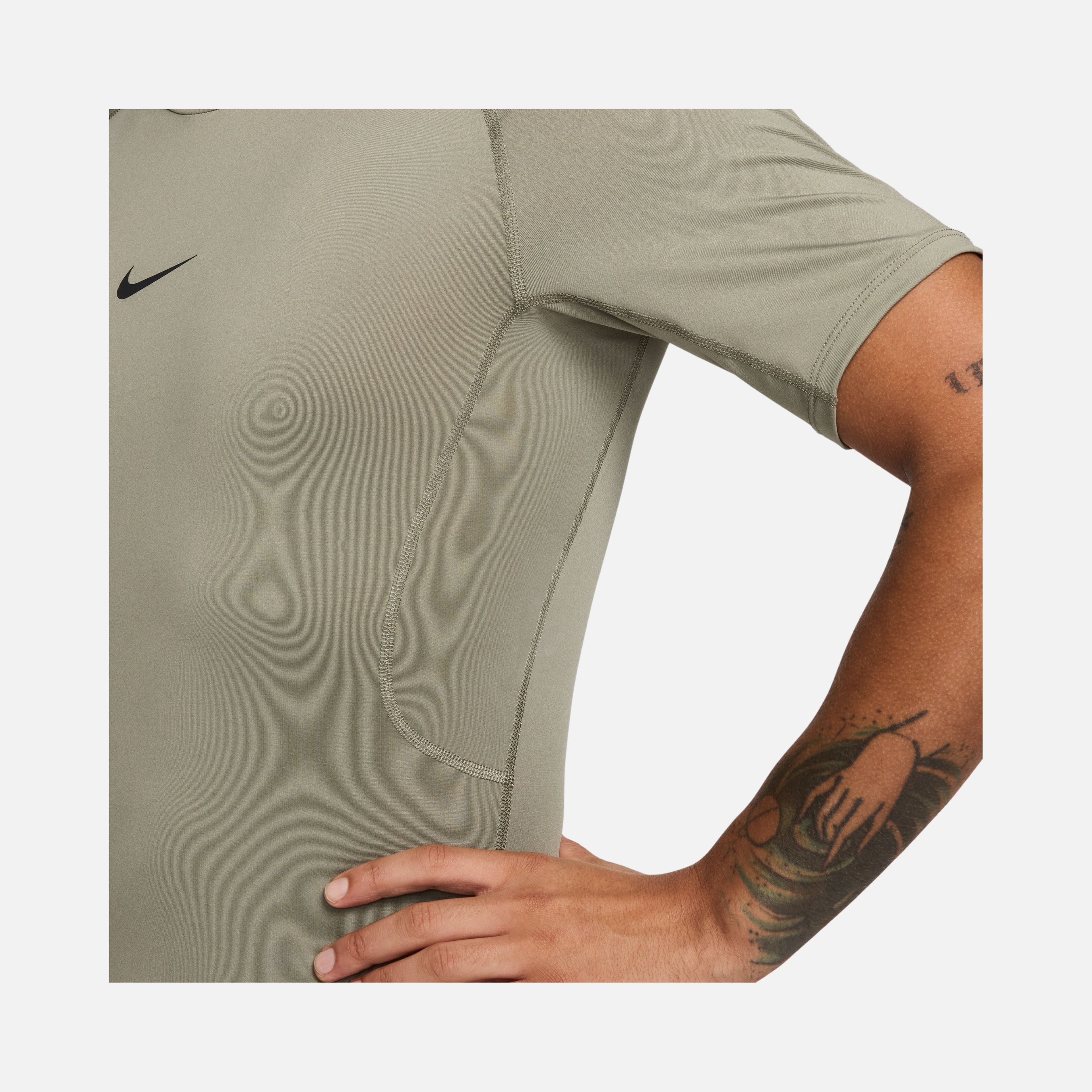 Nike Pro Dri-Fit Tight Fitness Training Short-Sleeve Erkek Tişört