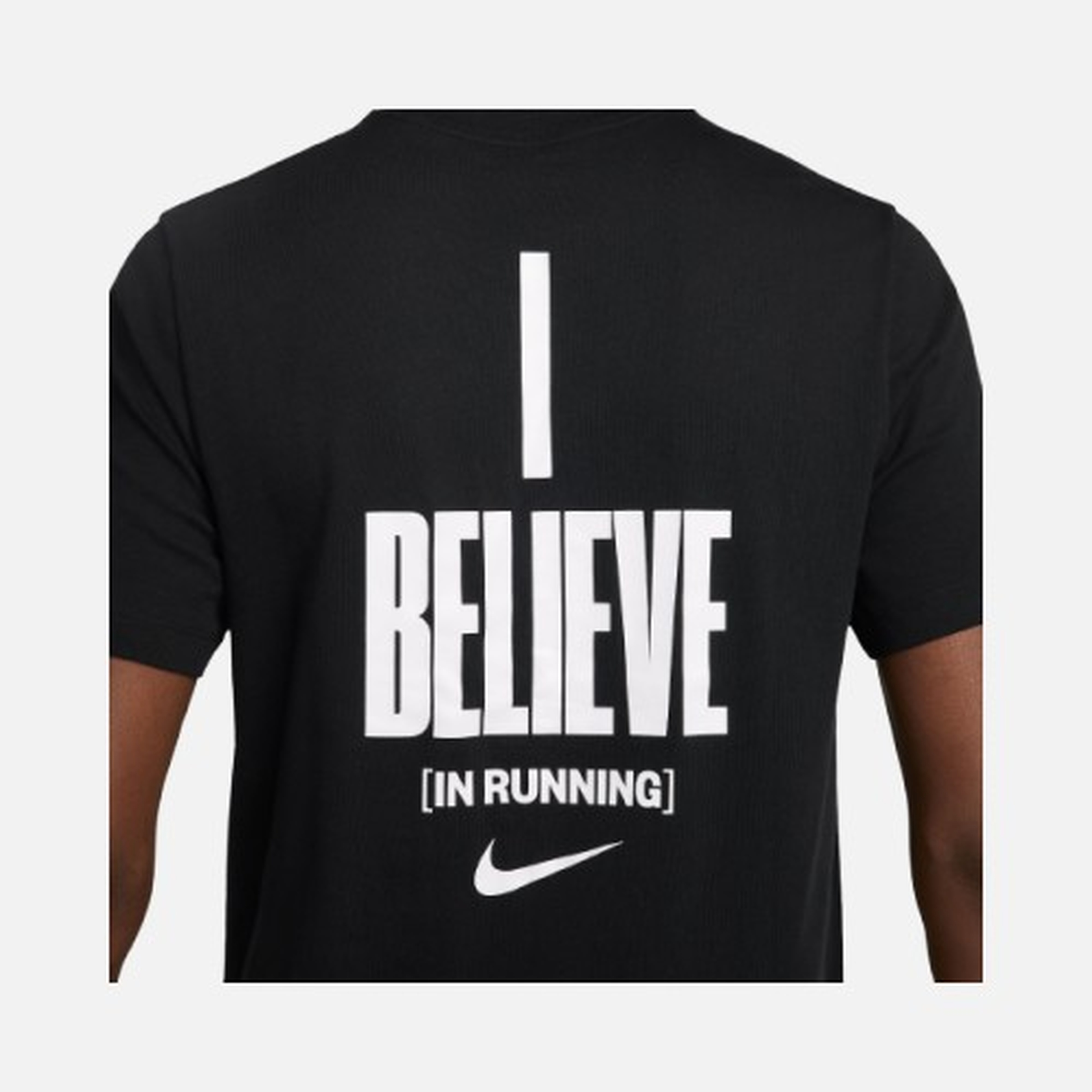 Nike Quarter Space Race Club Believe Graphic Running Short-Sleeve Erkek Tişört