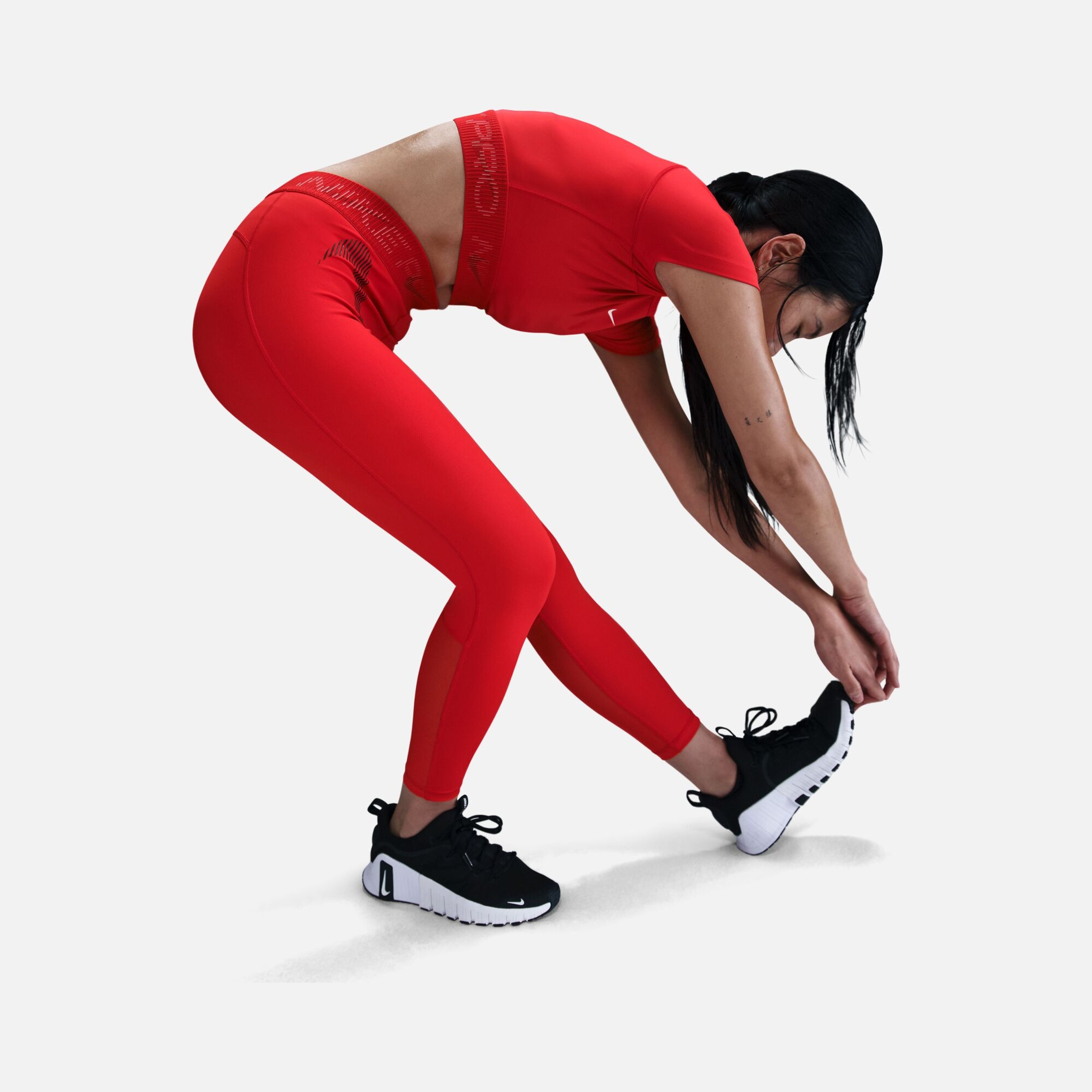 Nike Pro Mid-Rise 7/8 Graphic Training Kadın Tayt