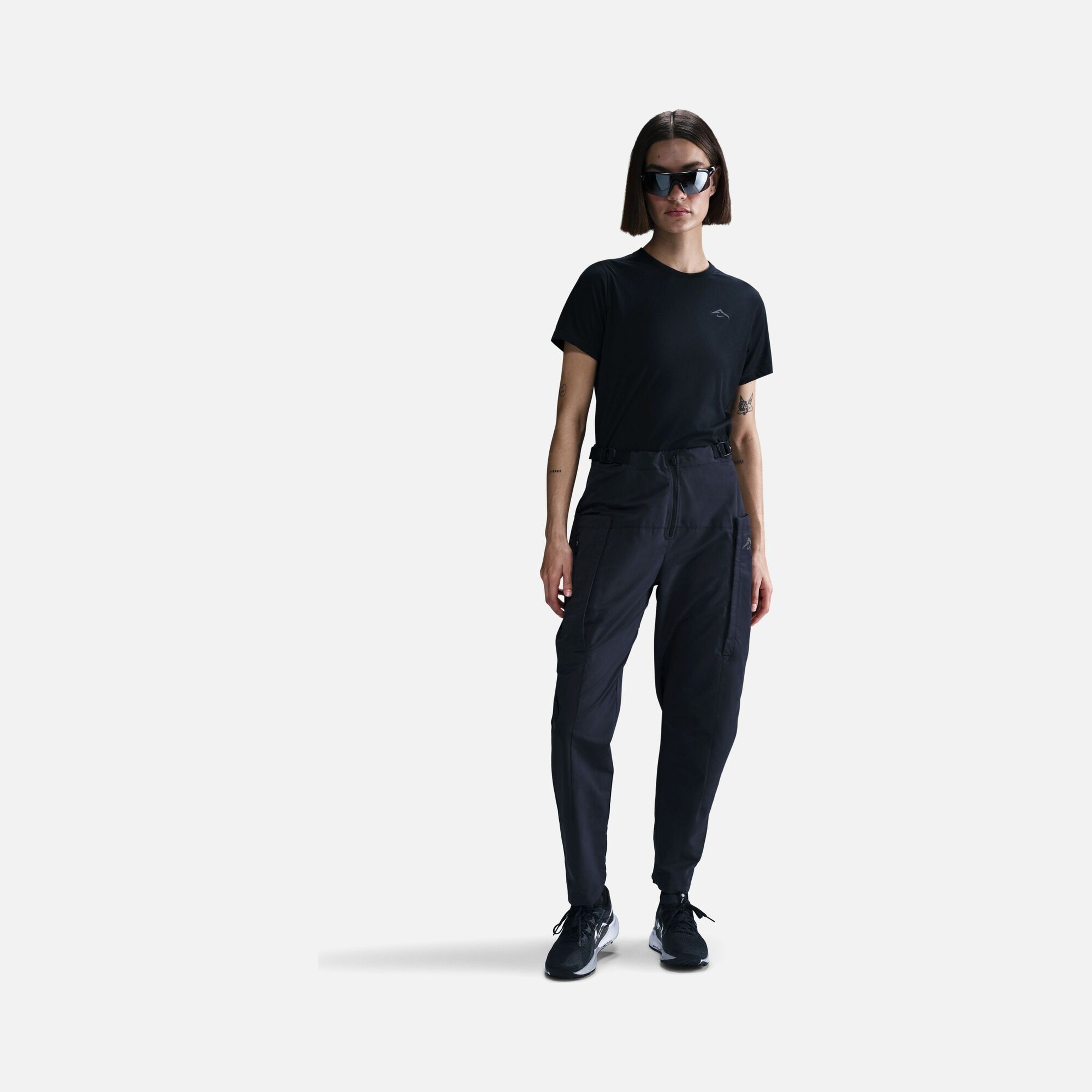 Nike Trail Dri-Fit Soft & Flexible Fabric Running Short-Sleeve Kadın Tişört