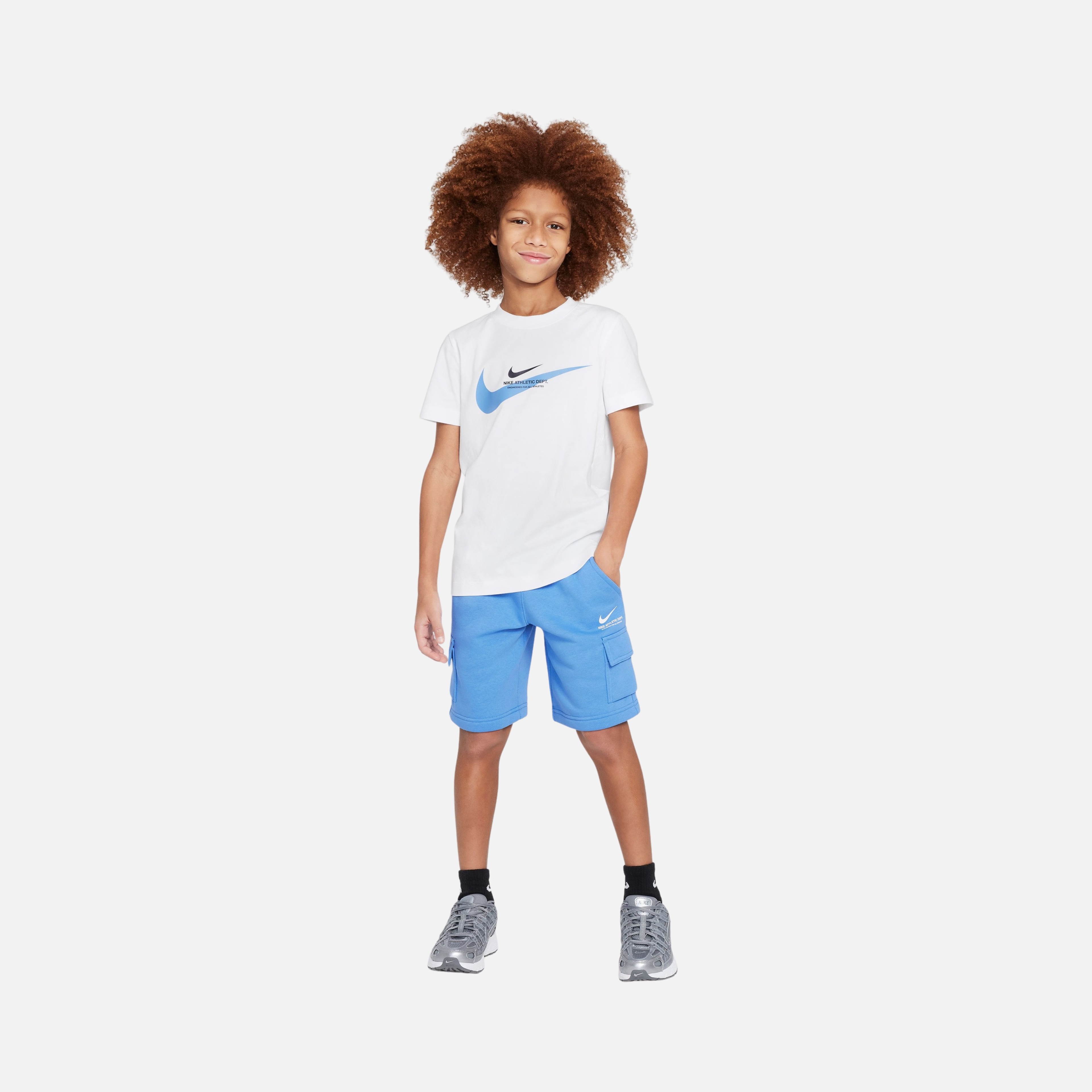 Nike Sportswear SL Graphic Short-Sleeve (Boys') Çocuk Tişört
