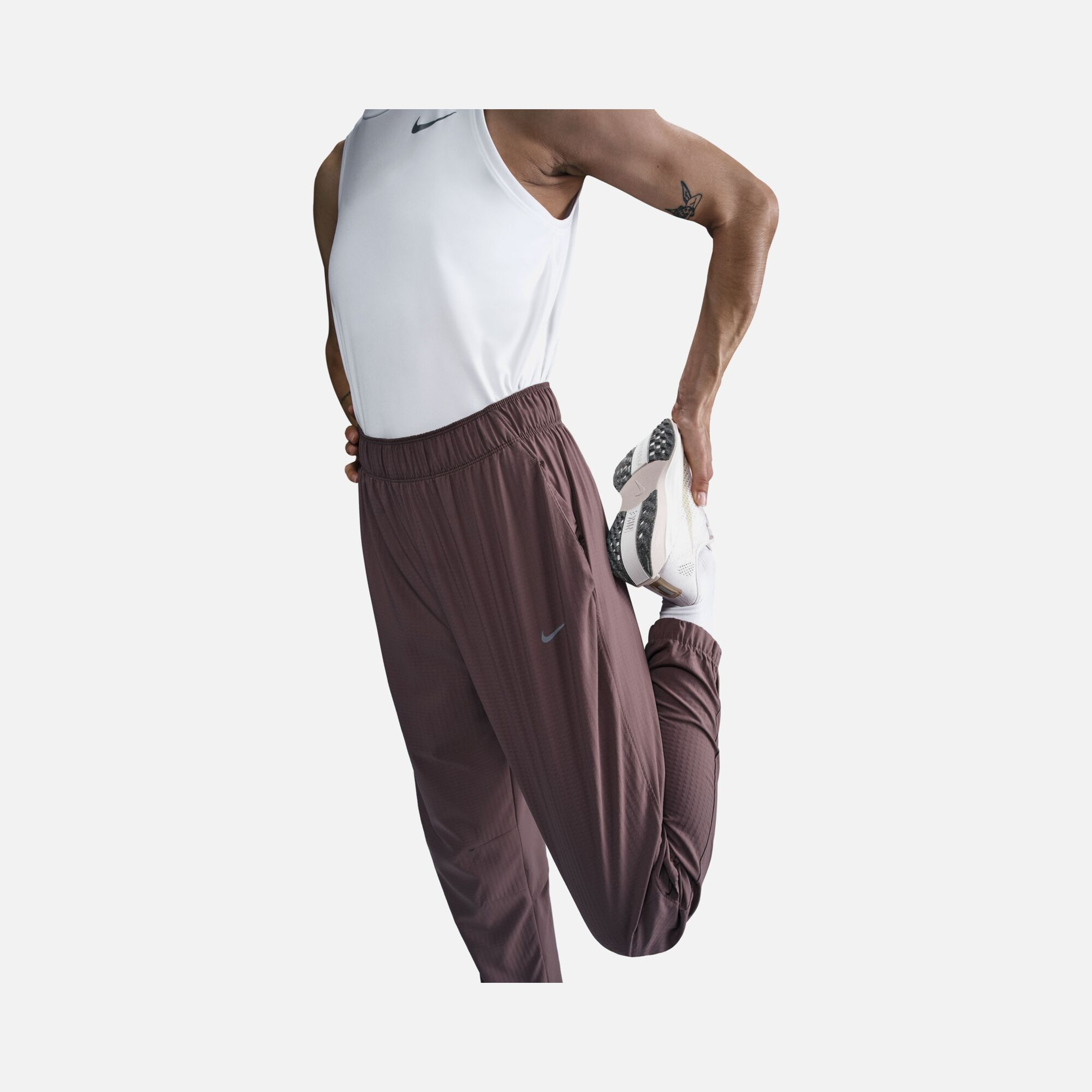 Nike Dri-Fit Fast Mid-Rise 7/8 Warm-Up Running Kadın Eşofman Altı