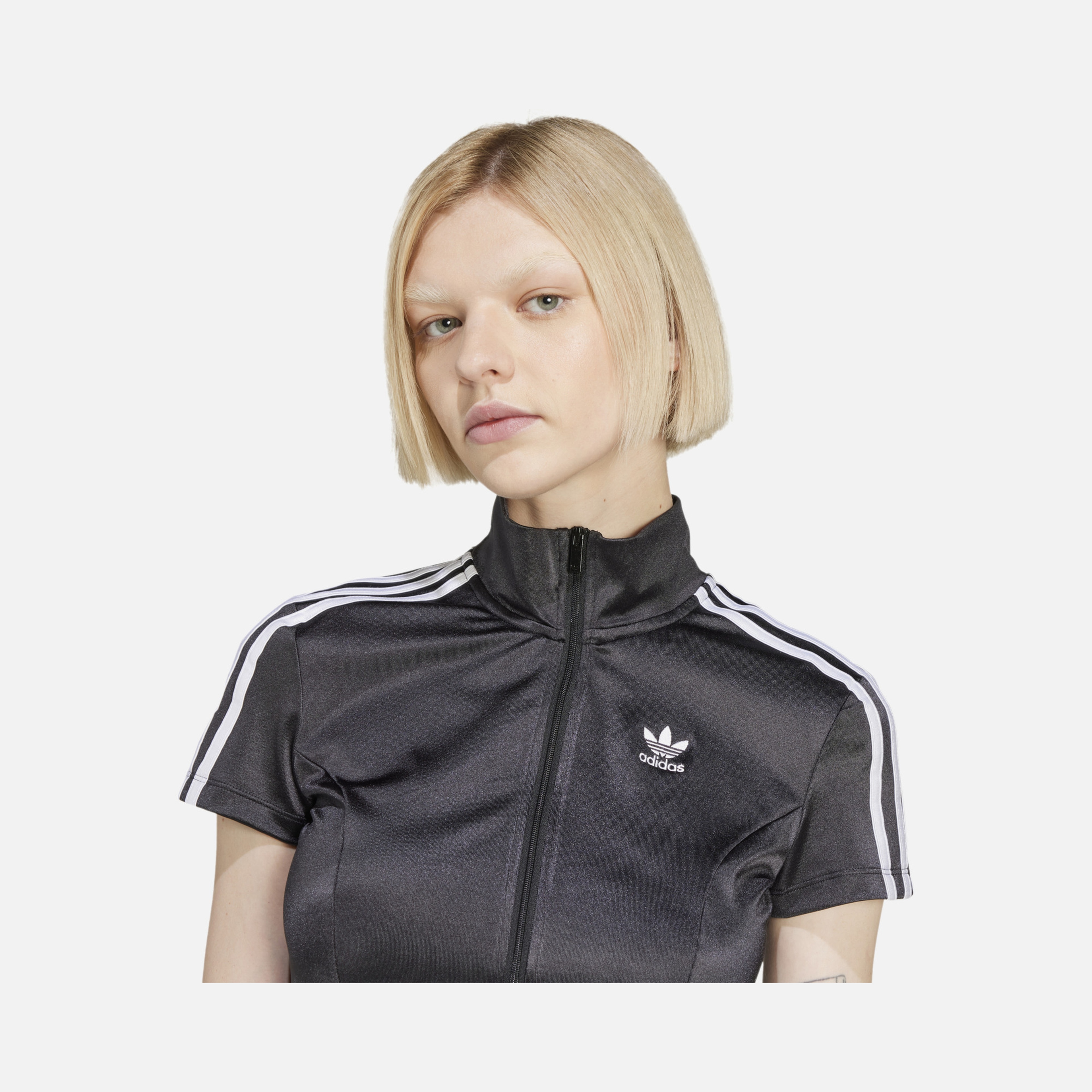 adidas Sportswear Adicolor Cropped Full-Zip Short-Sleeve Kadın Tişört