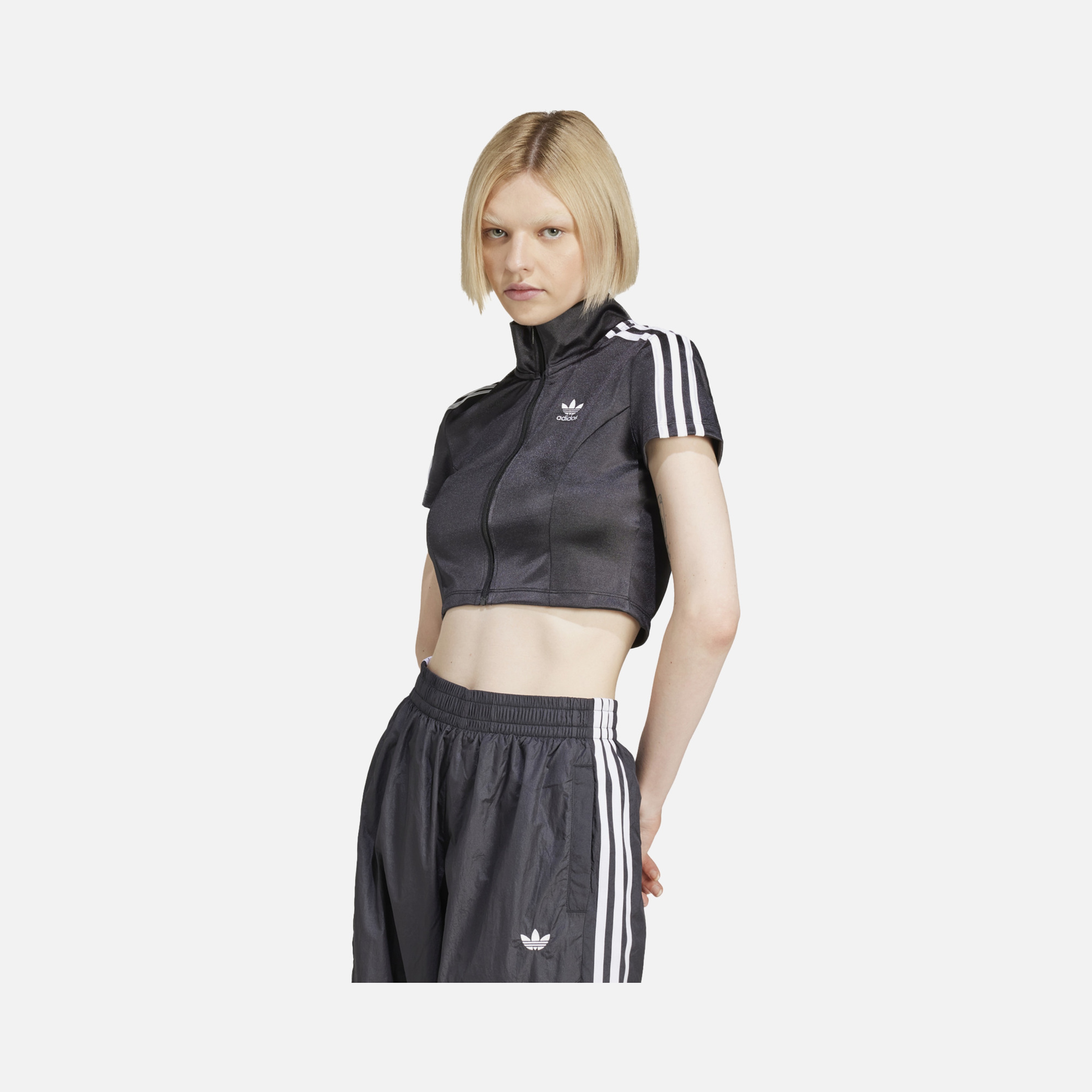 adidas Sportswear Adicolor Cropped Full-Zip Short-Sleeve Kadın Tişört