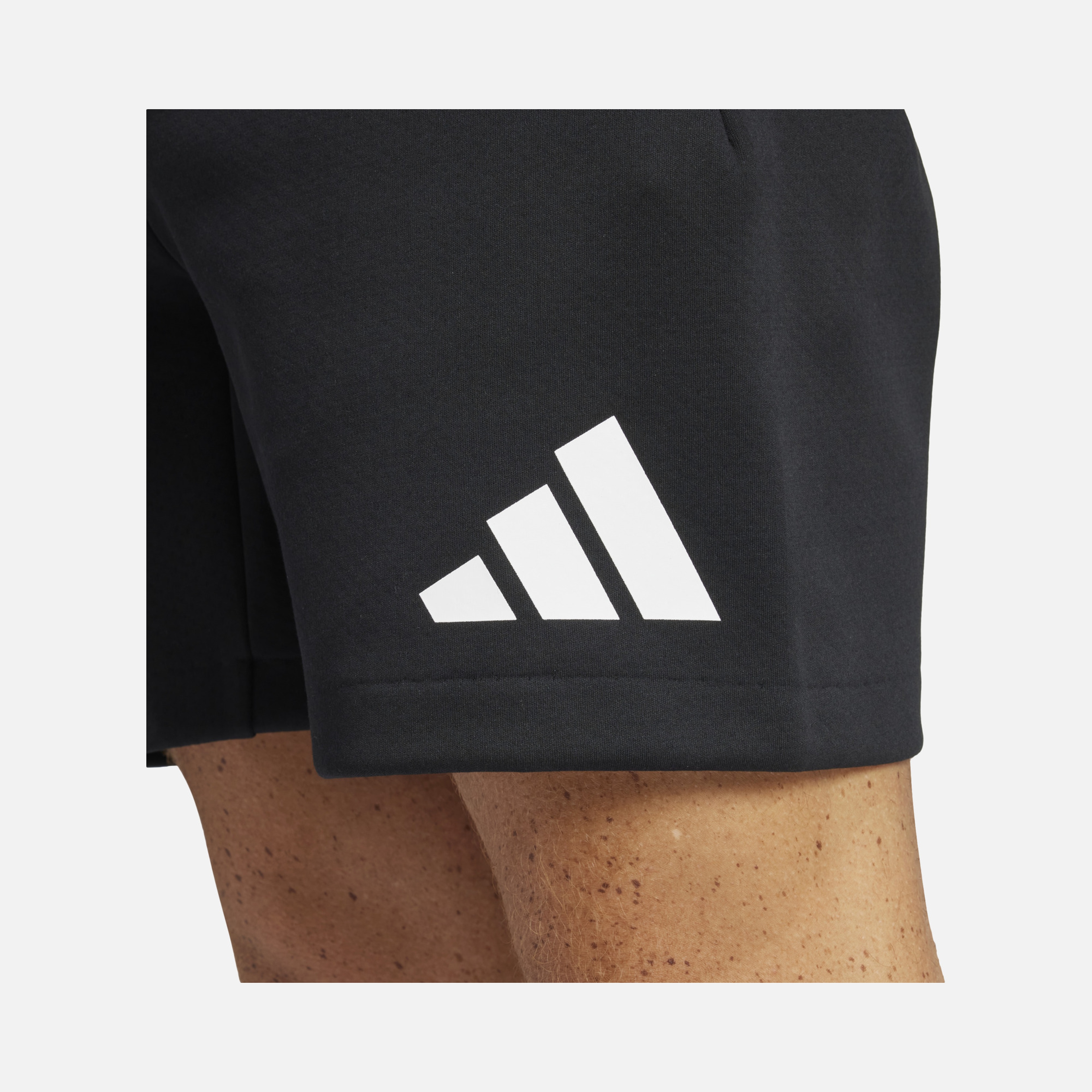 adidas Z.N.E. Sportswear Regular-Fit Mid-Rise Erkek Şort