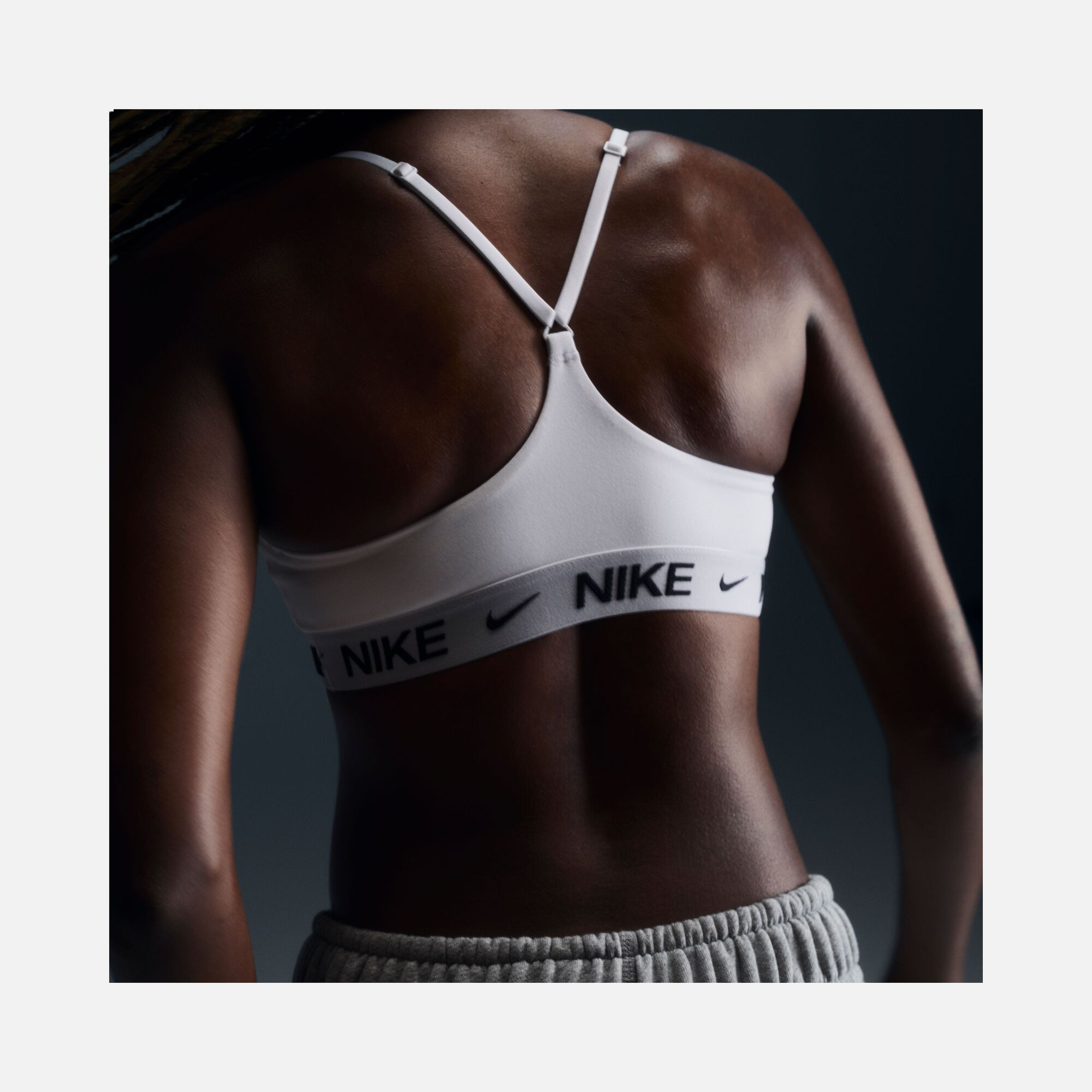 Nike Indy Light-Support Padded Adjustable Training Sports Kadın Bra