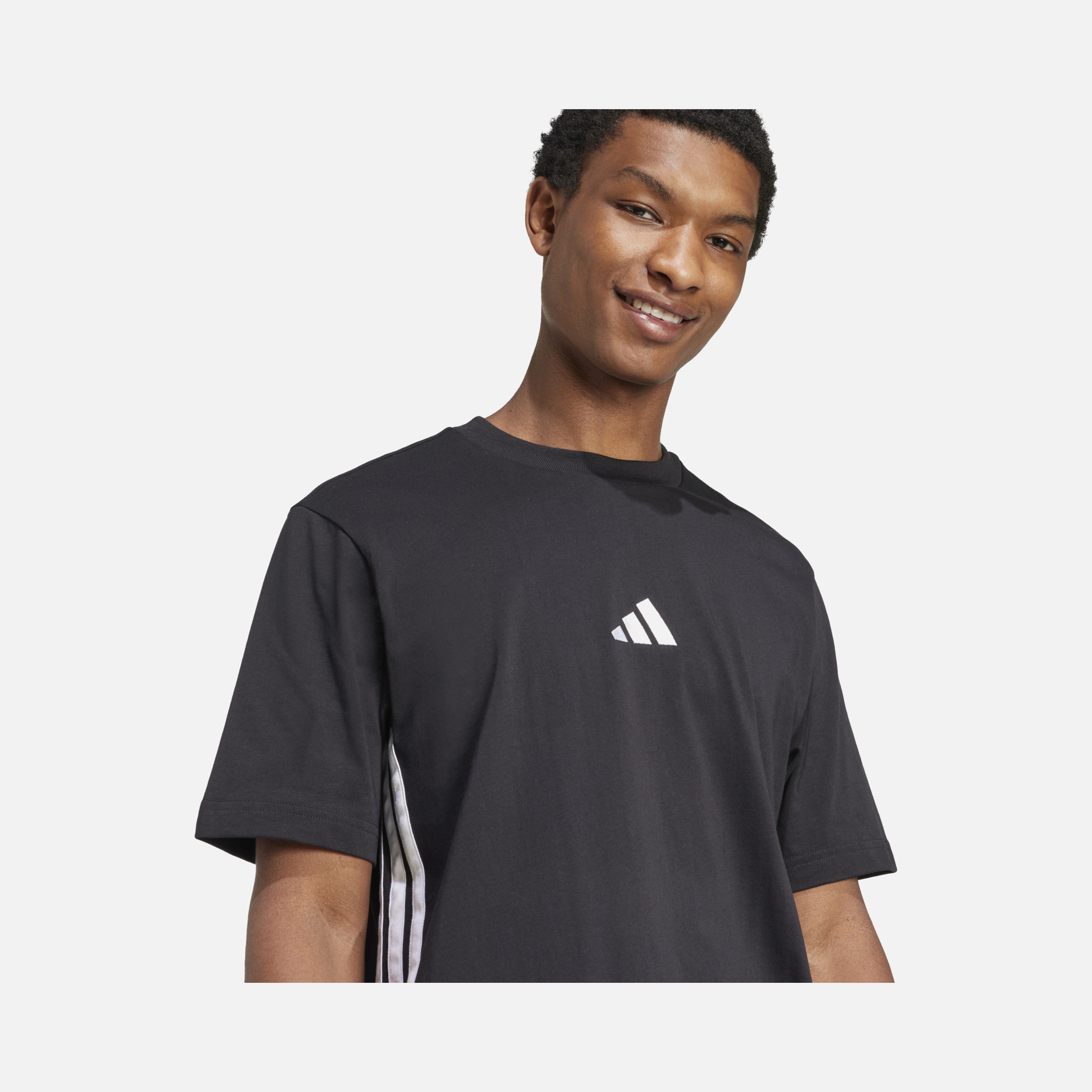 adidas Sportswear Essentials 3-Stripes Single Jersey Short-Sleeve Erkek Tişört