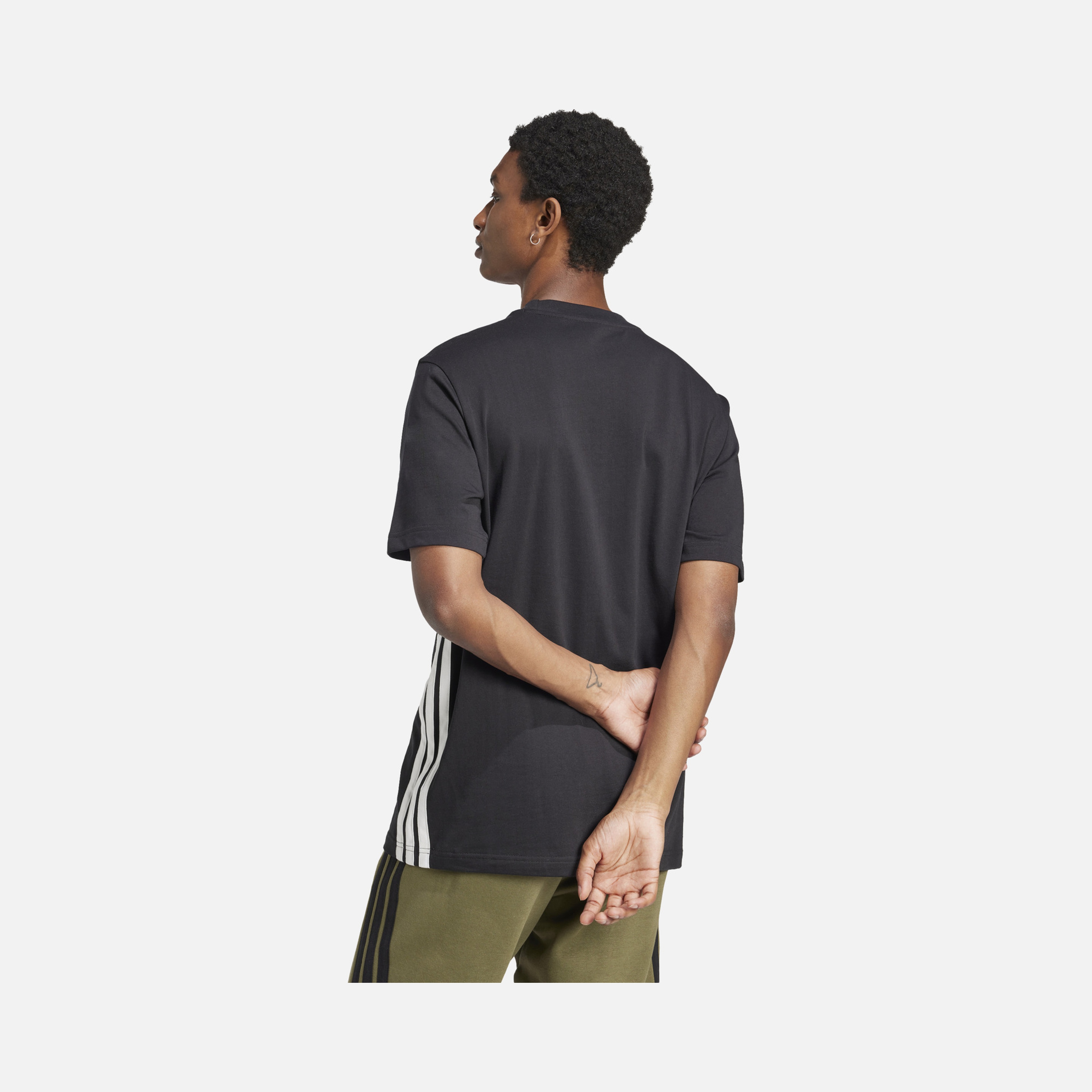 adidas Sportswear Essentials 3-Stripes Single Jersey Short-Sleeve Erkek Tişört