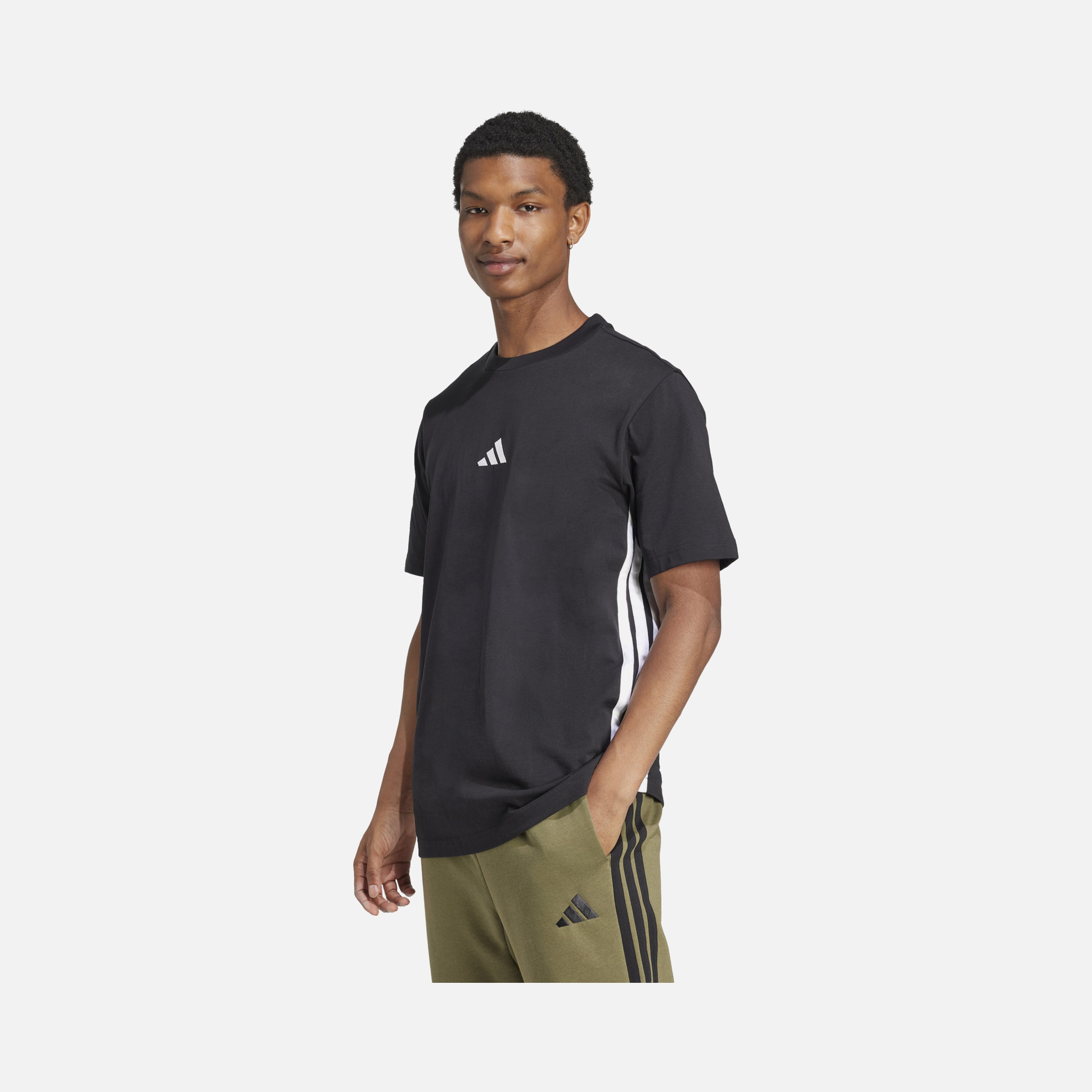 adidas Sportswear Essentials 3-Stripes Single Jersey Short-Sleeve Erkek Tişört