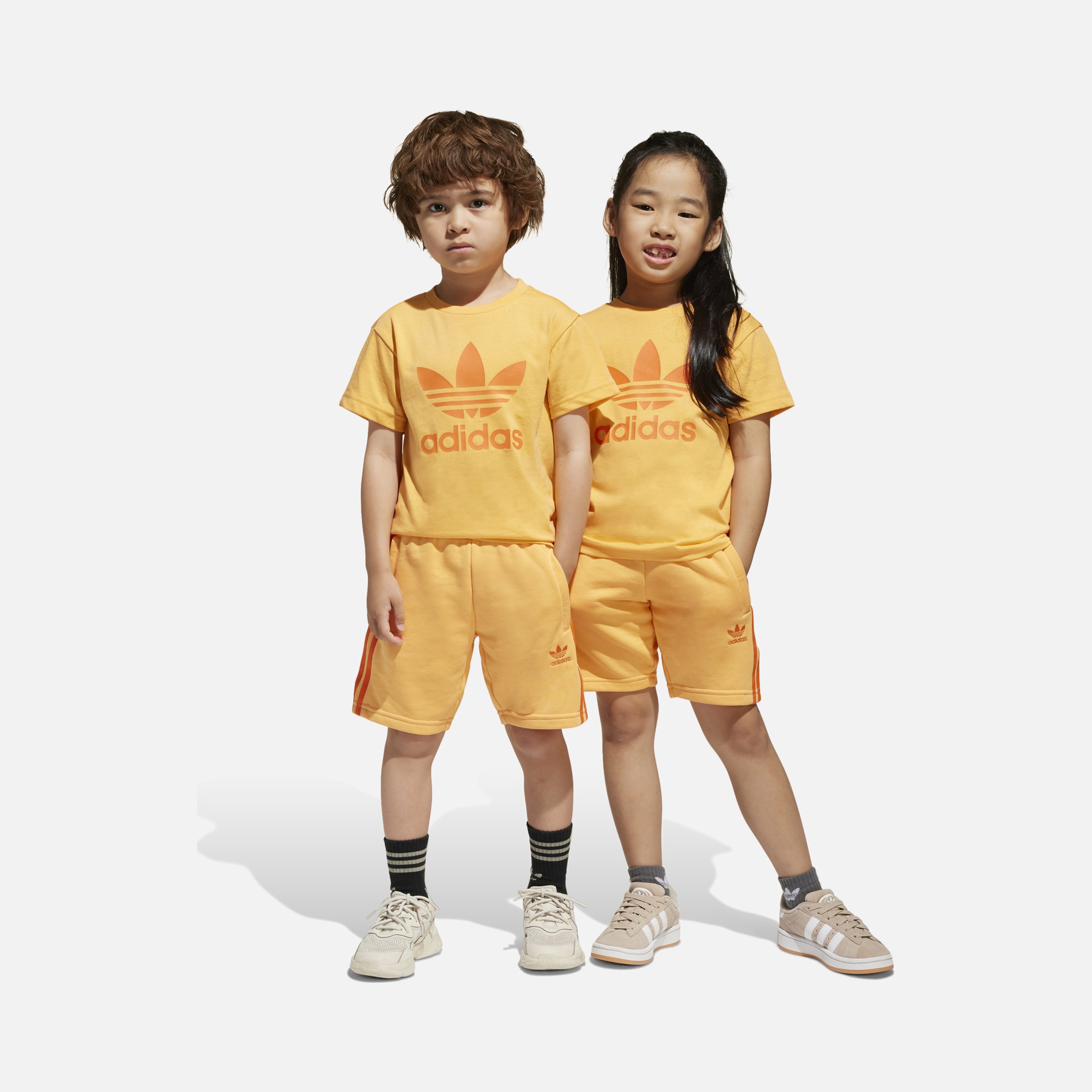 adidas Originals Trefoil Logo 3-Stripes Short-Sleeve Tişört&Şort Çocuk Takım