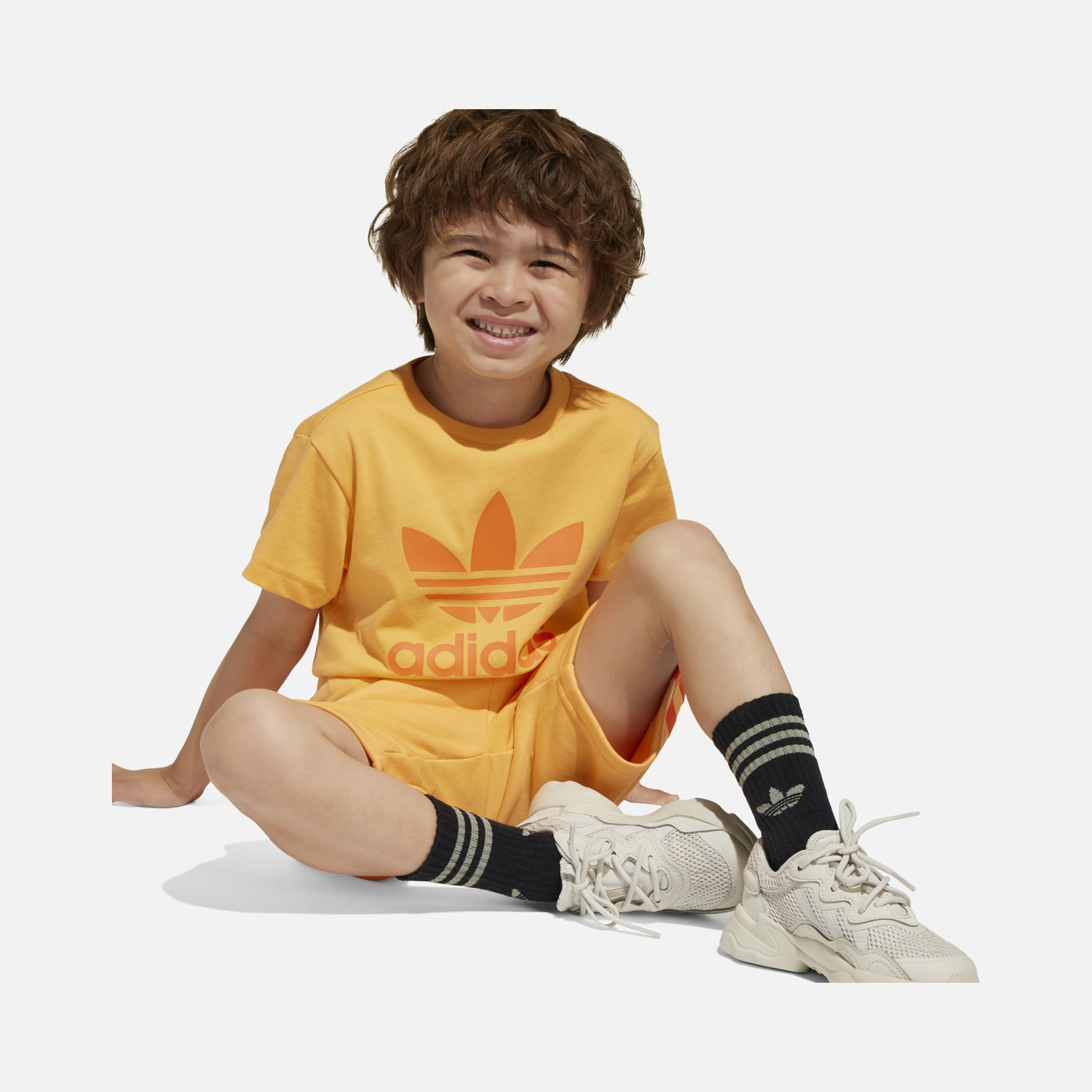 adidas Originals Trefoil Logo 3-Stripes Short-Sleeve Tişört&Şort Çocuk Takım