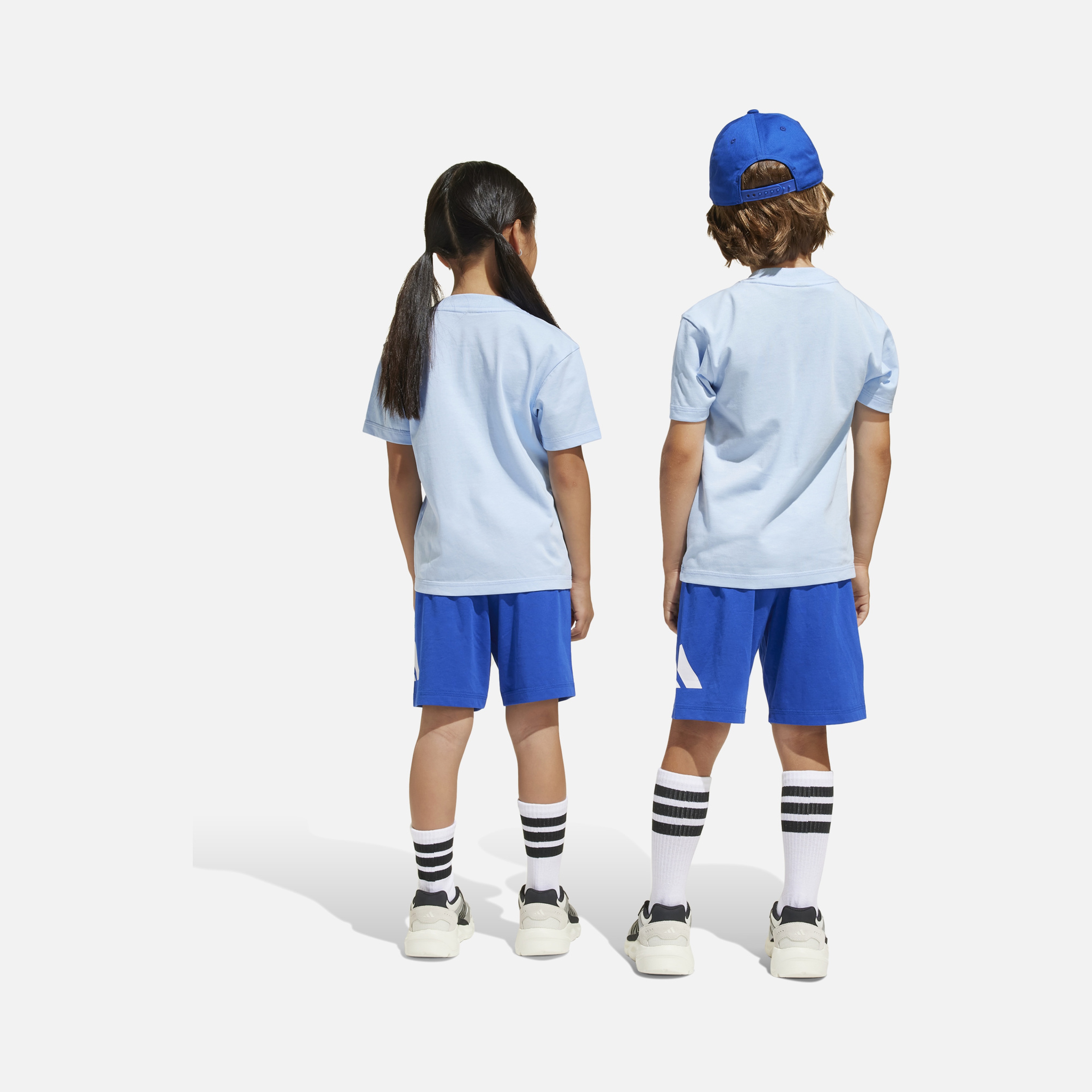 adidas Sportswear Essentials Big 3 Bar Logo Graphic Short-Sleeve Tişört&Şort Çocuk Takım