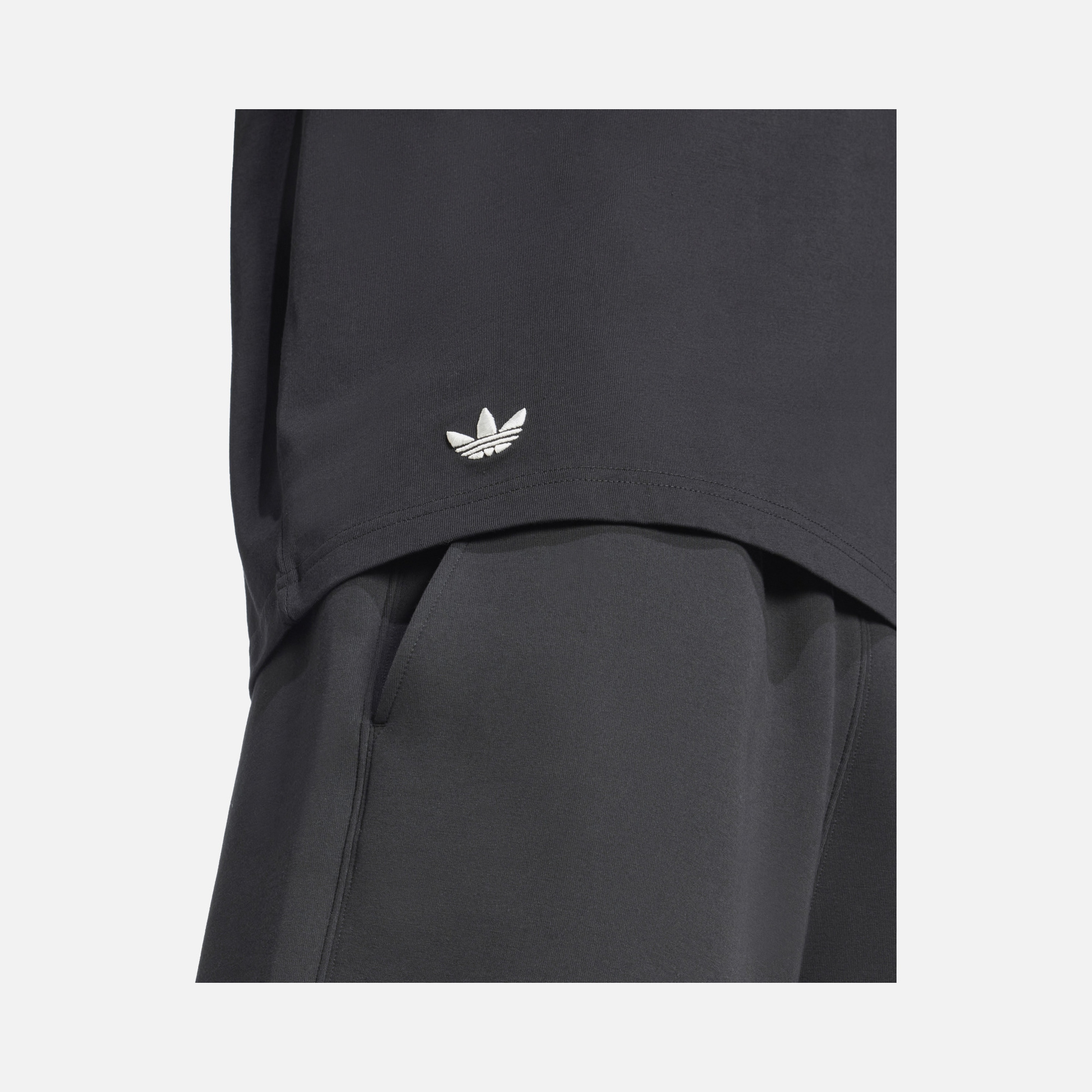 adidas Originals Neuclassics 3-Stripes Loose Fit Short-Sleeve Erkek Tişört