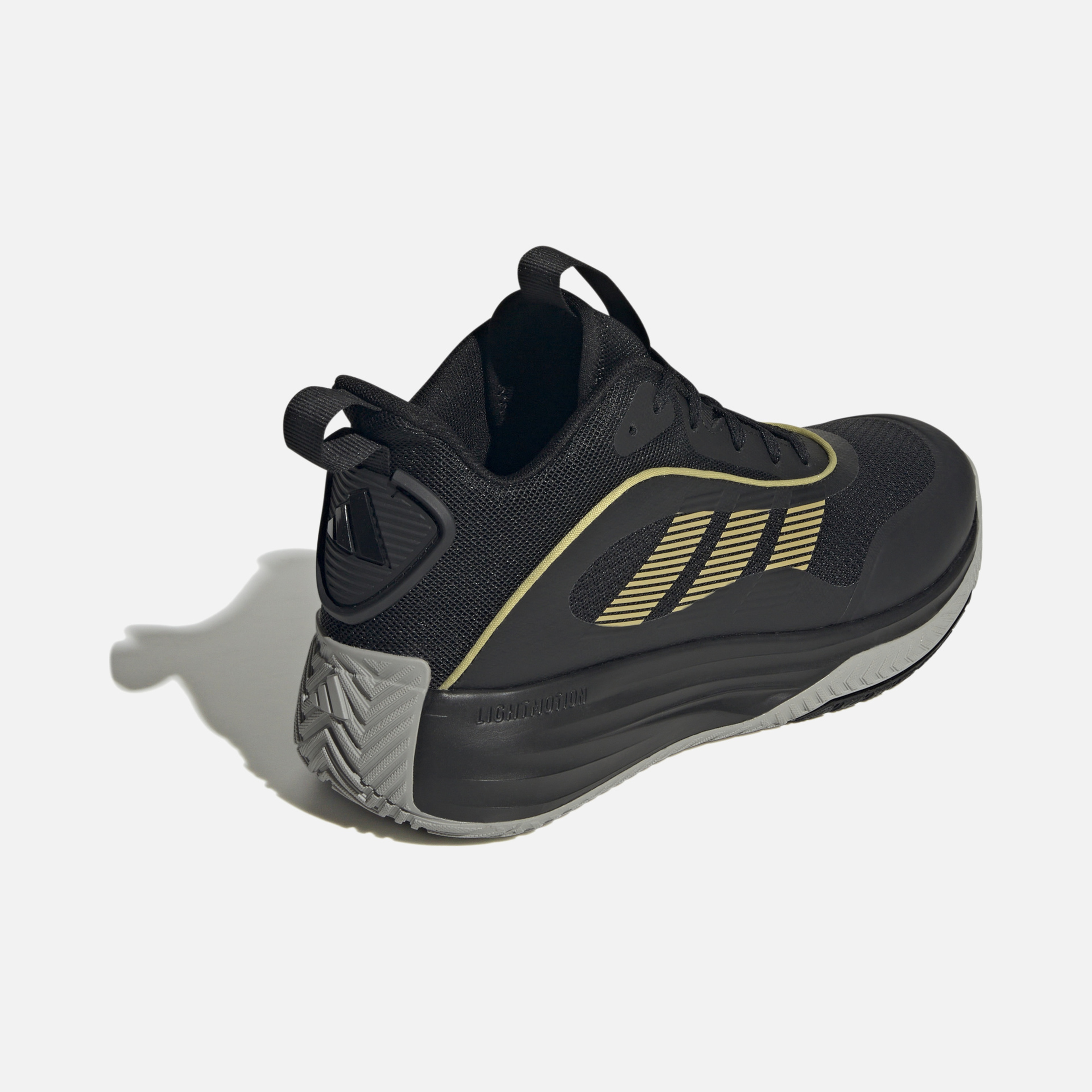 adidas Own the Game 3.0 Versatile Erkek Basketbol Ayakkabısı