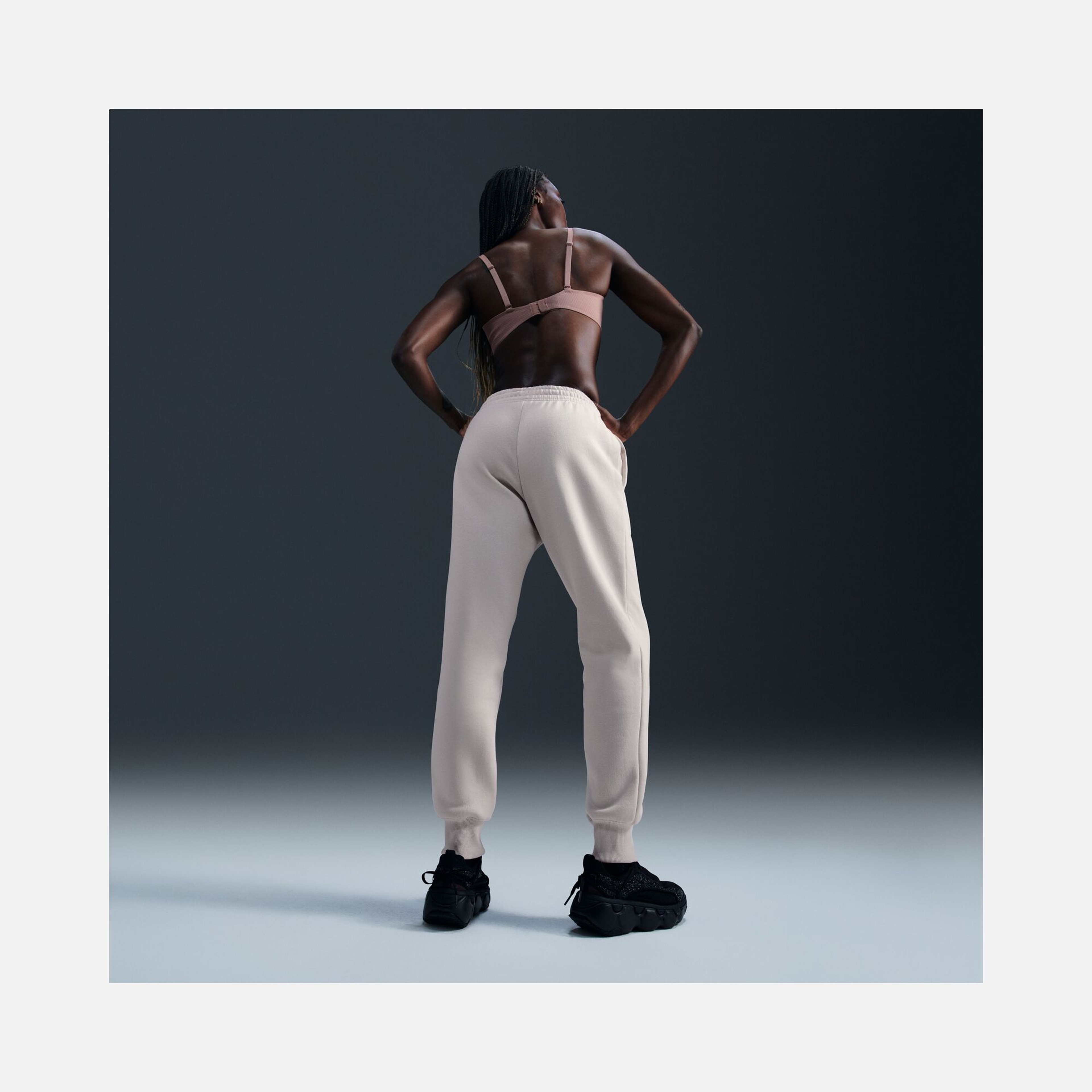 Nike Alate Minimalist Light-Support Padded Convertible Kadın Bra