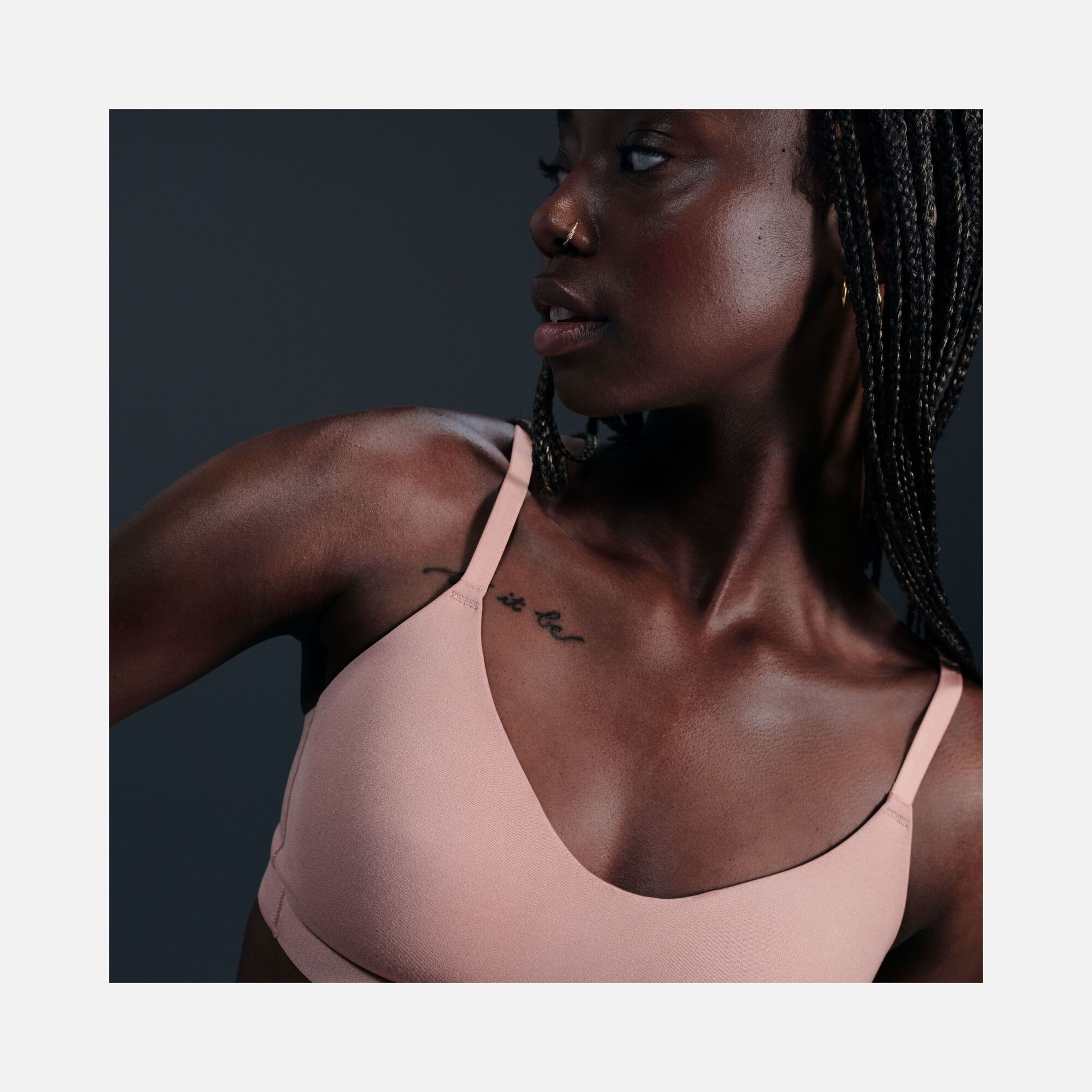 Nike Alate Minimalist Light-Support Padded Convertible Kadın Bra