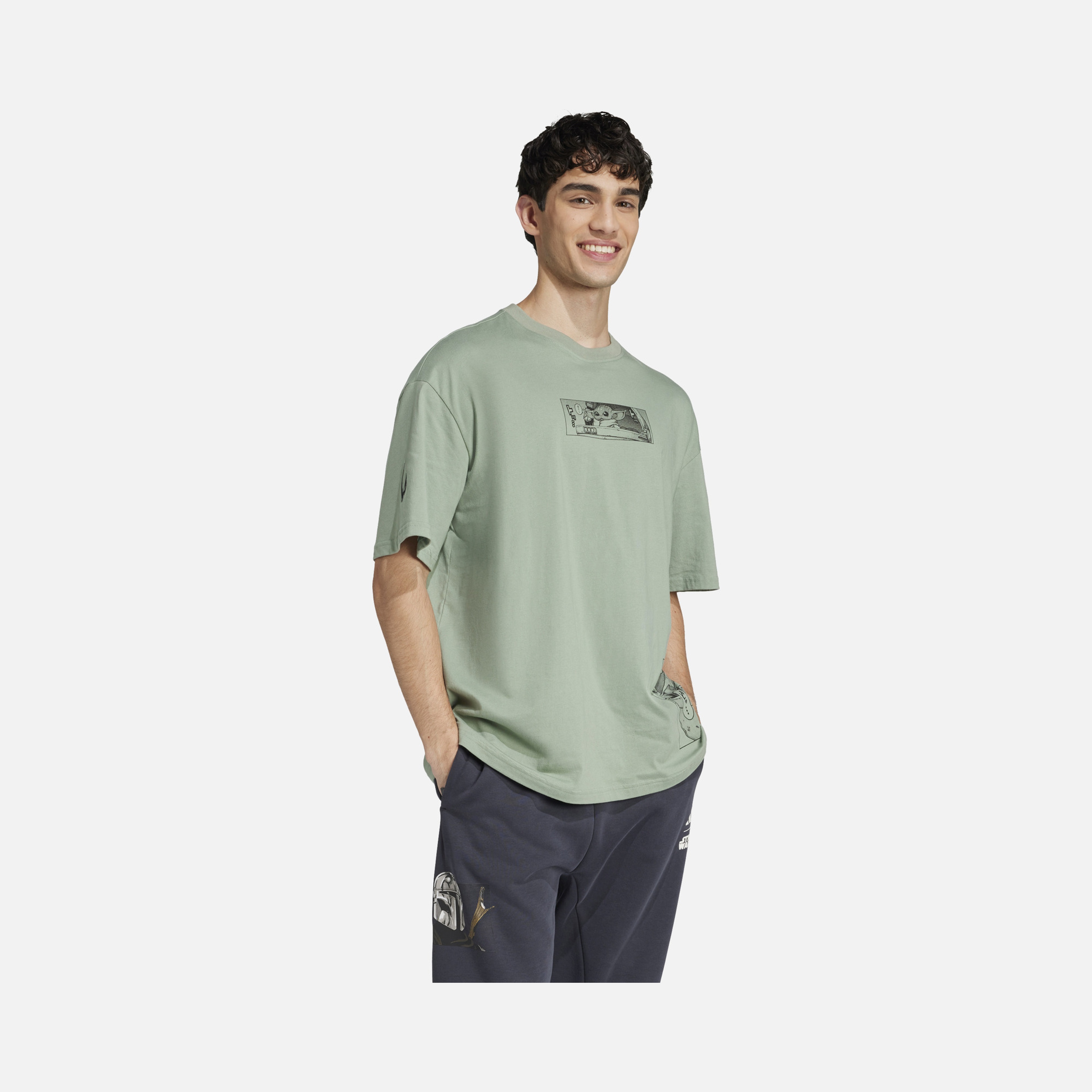 adidas X Star Wars The Mandalorian Graphic & Grogu Print Oversized Gym & Training Short-Sleeve Erkek Tişört