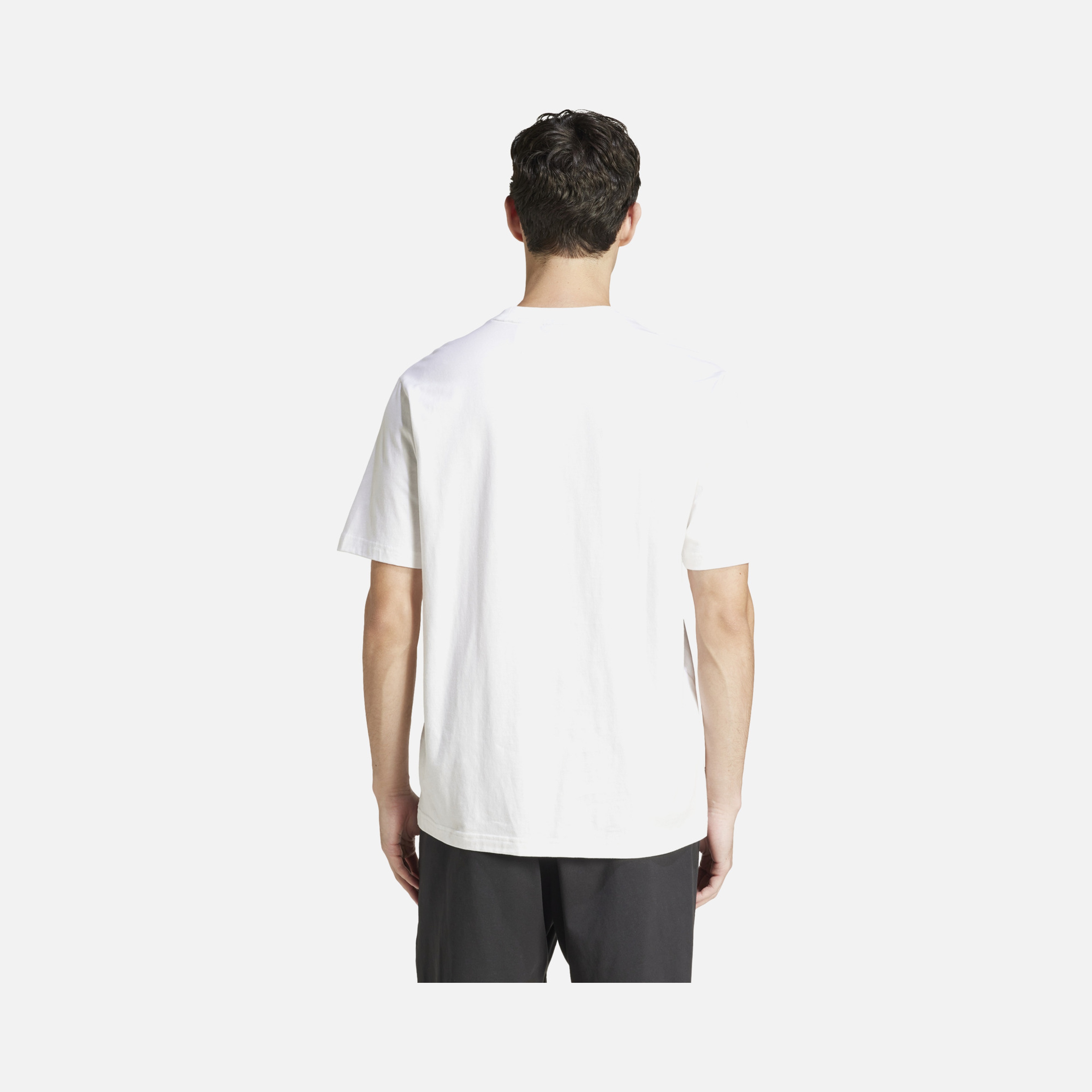 adidas Sportswear Essentials Linear Single Jersey Short-Sleeve Erkek Tişört