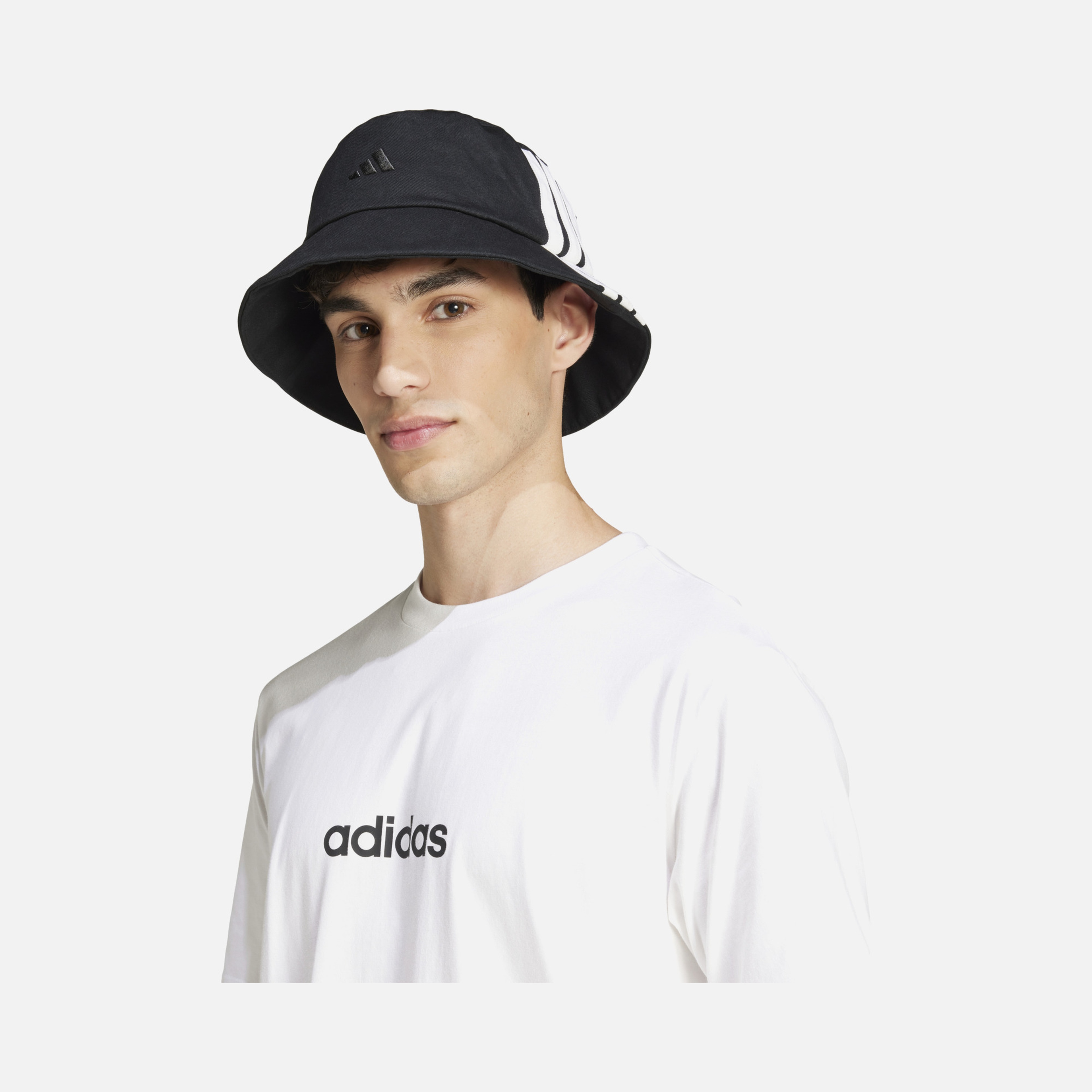 adidas Sportswear Essentials Linear Single Jersey Short-Sleeve Erkek Tişört