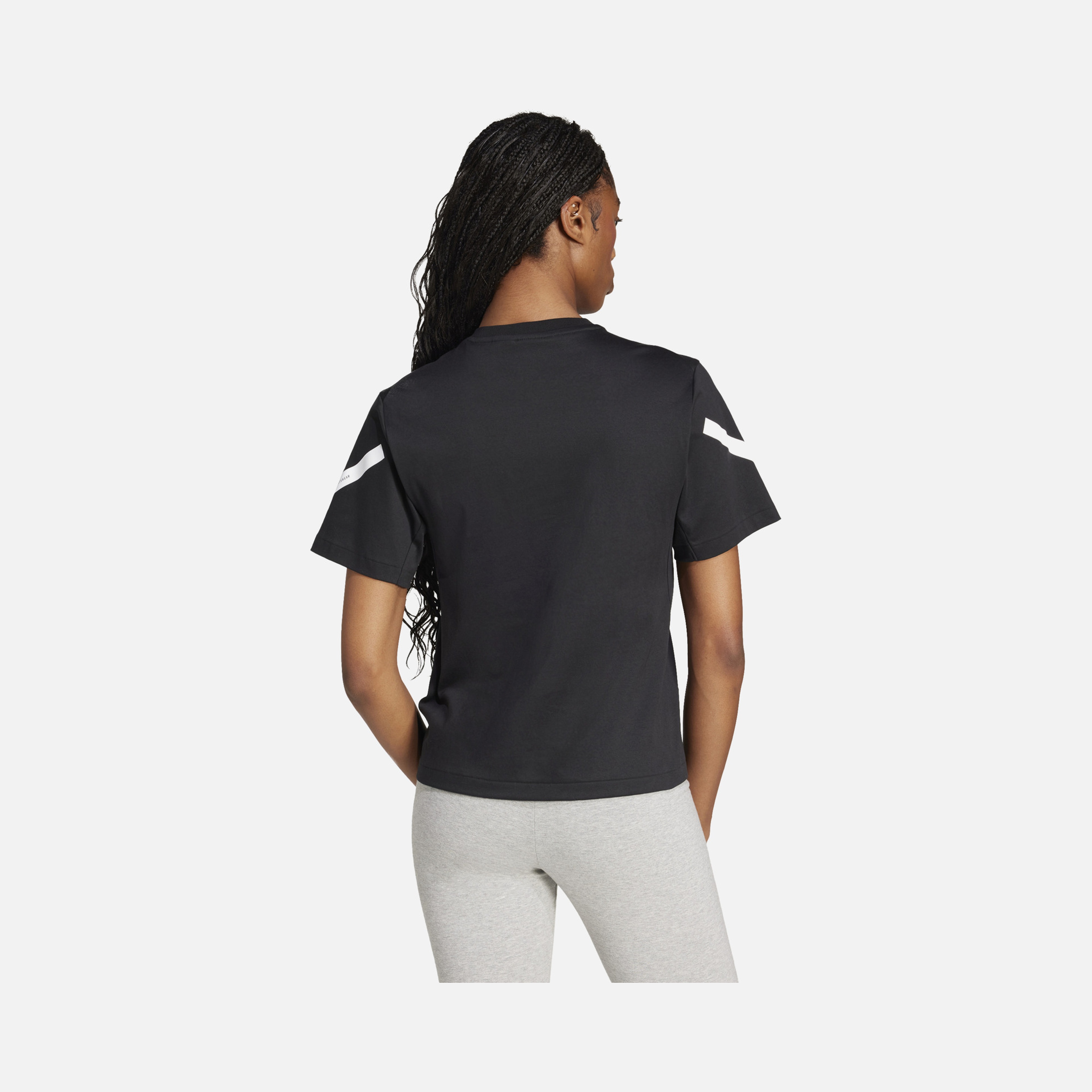adidas Z.N.E. Sportswear Short-Sleeve Kadın Tişört