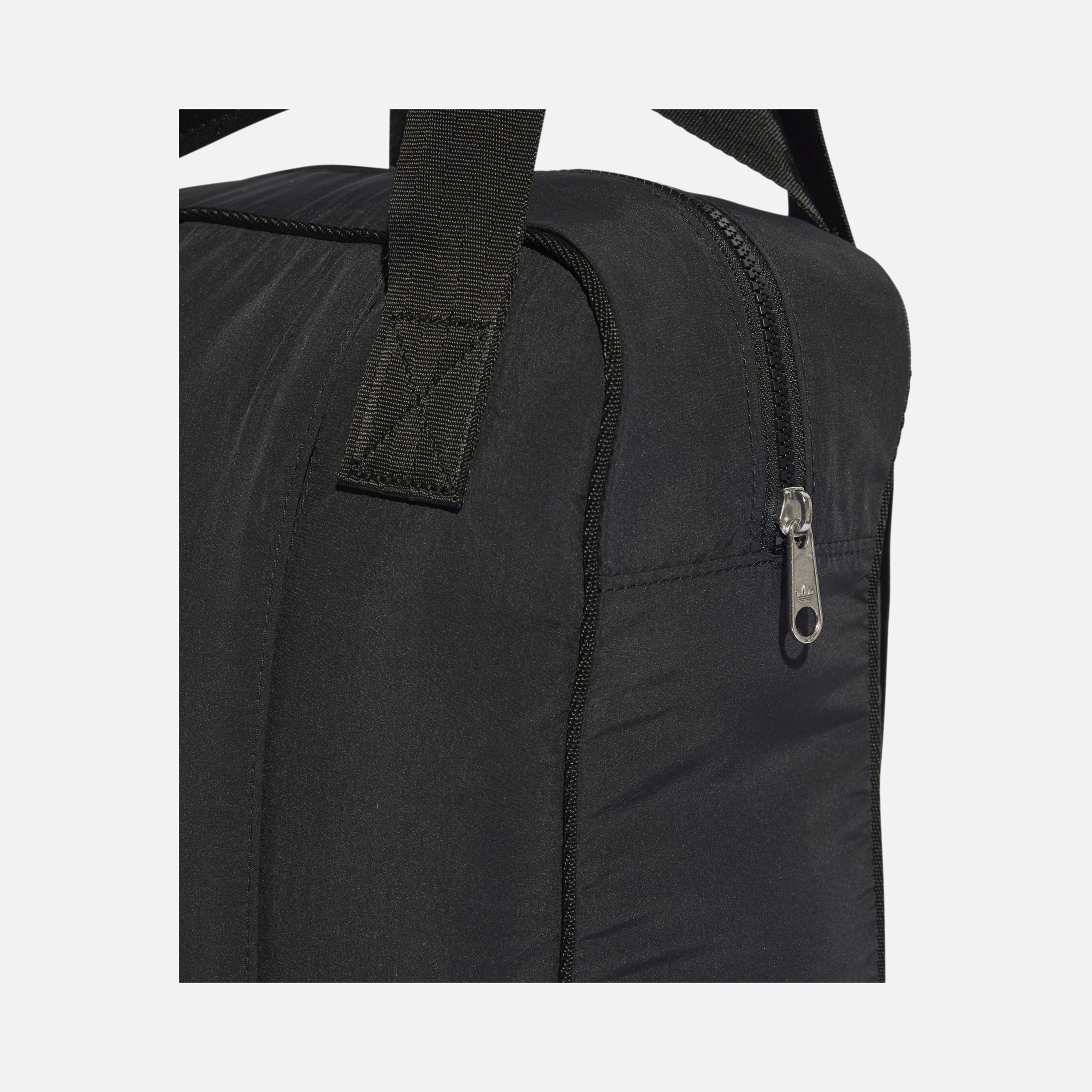 adidas Originals Embossed Trefoil Graphic (19,75 L) Functional & Compact Unisex Sırt Çantası