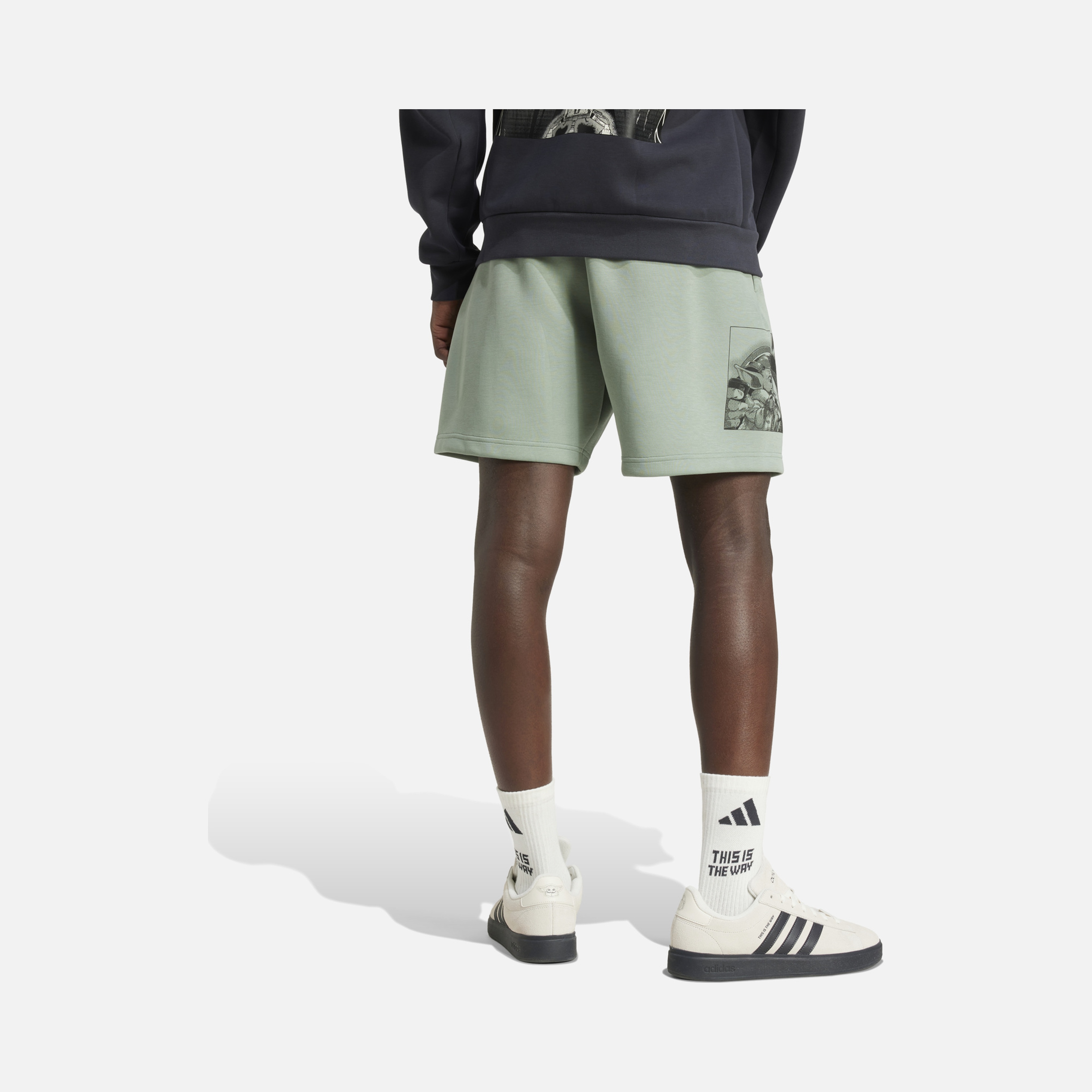 adidas Star Wars The Mandalorian & Grogu Graphic Print Regular Gym & Training Erkek Şort