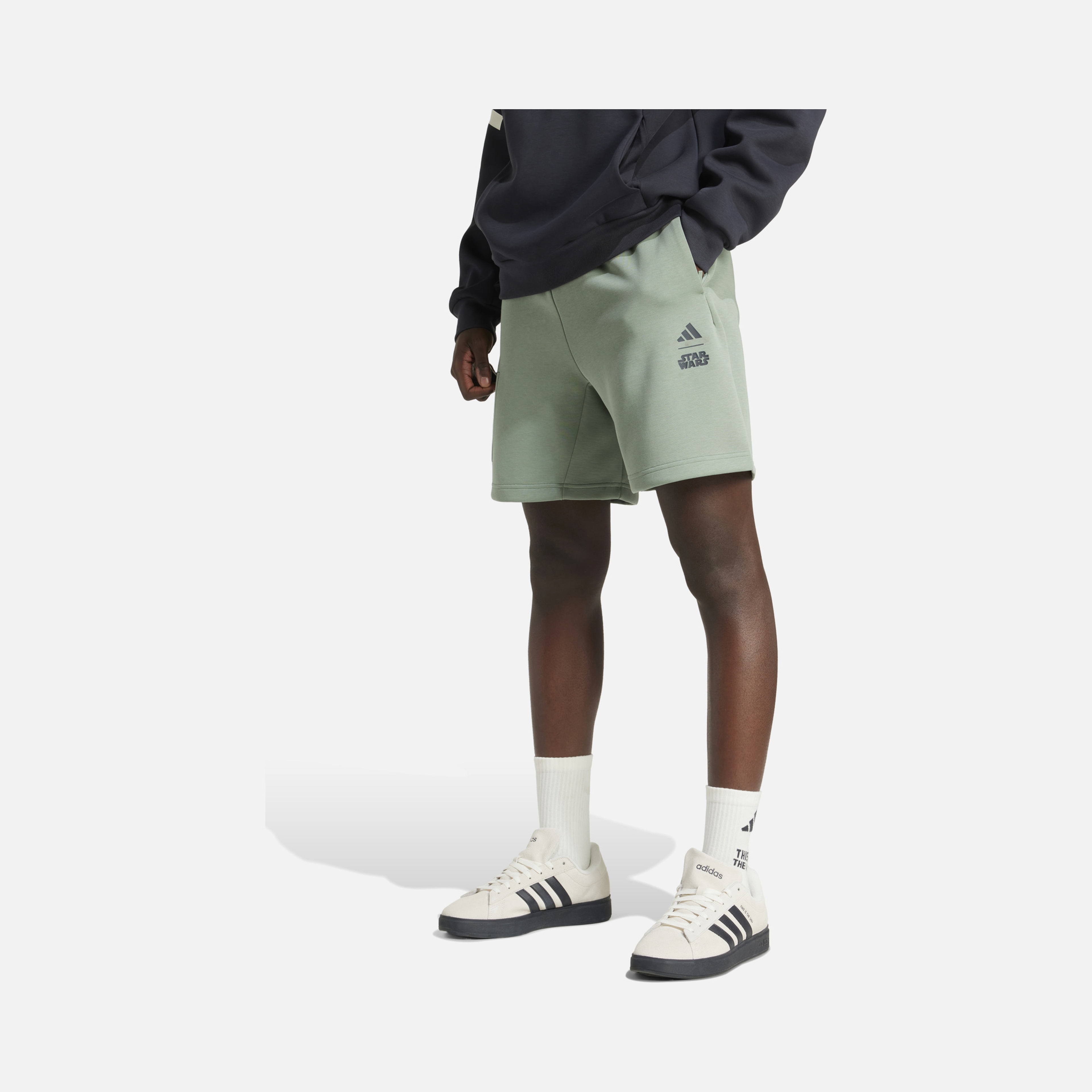 adidas Star Wars The Mandalorian & Grogu Graphic Print Regular Gym & Training Erkek Şort