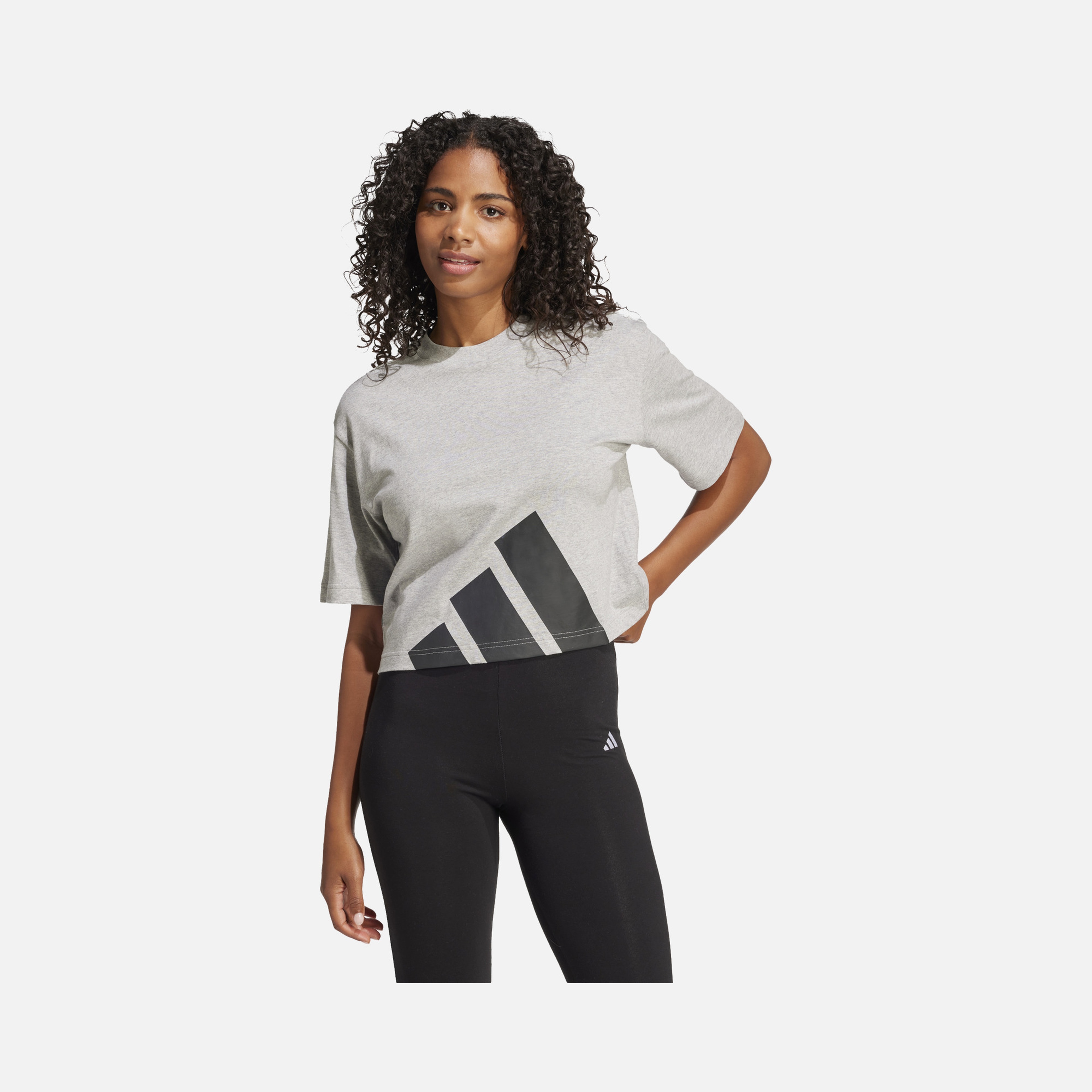 adidas Sportswear Essentials Big Logo Boyfriend Crew Nect Short-Sleeve Kadın Tişört