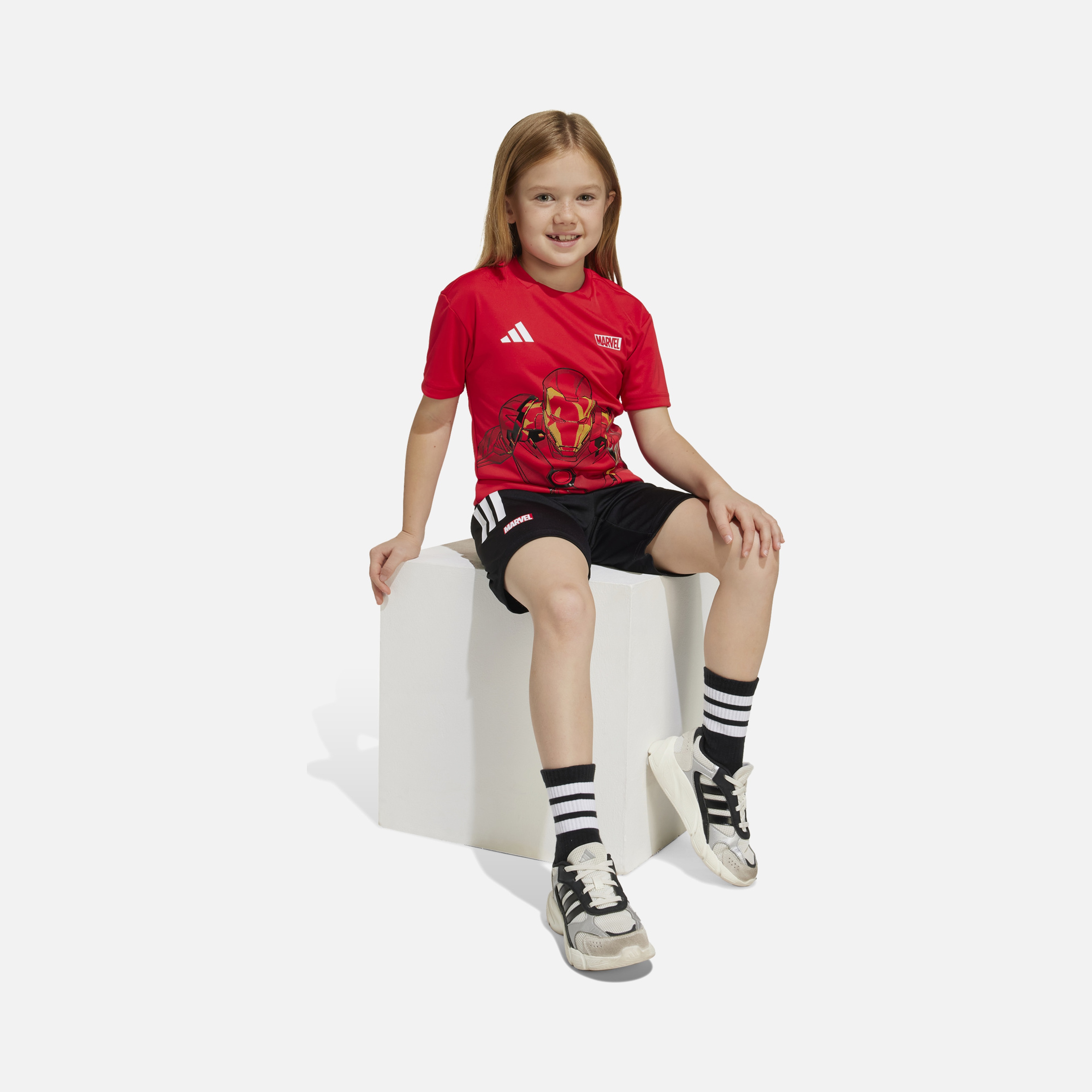 adidas Sportswear x Marvel Iron Man Climacool Regular-Fit Short-Sleeve Tişört&Şort Çocuk Takım