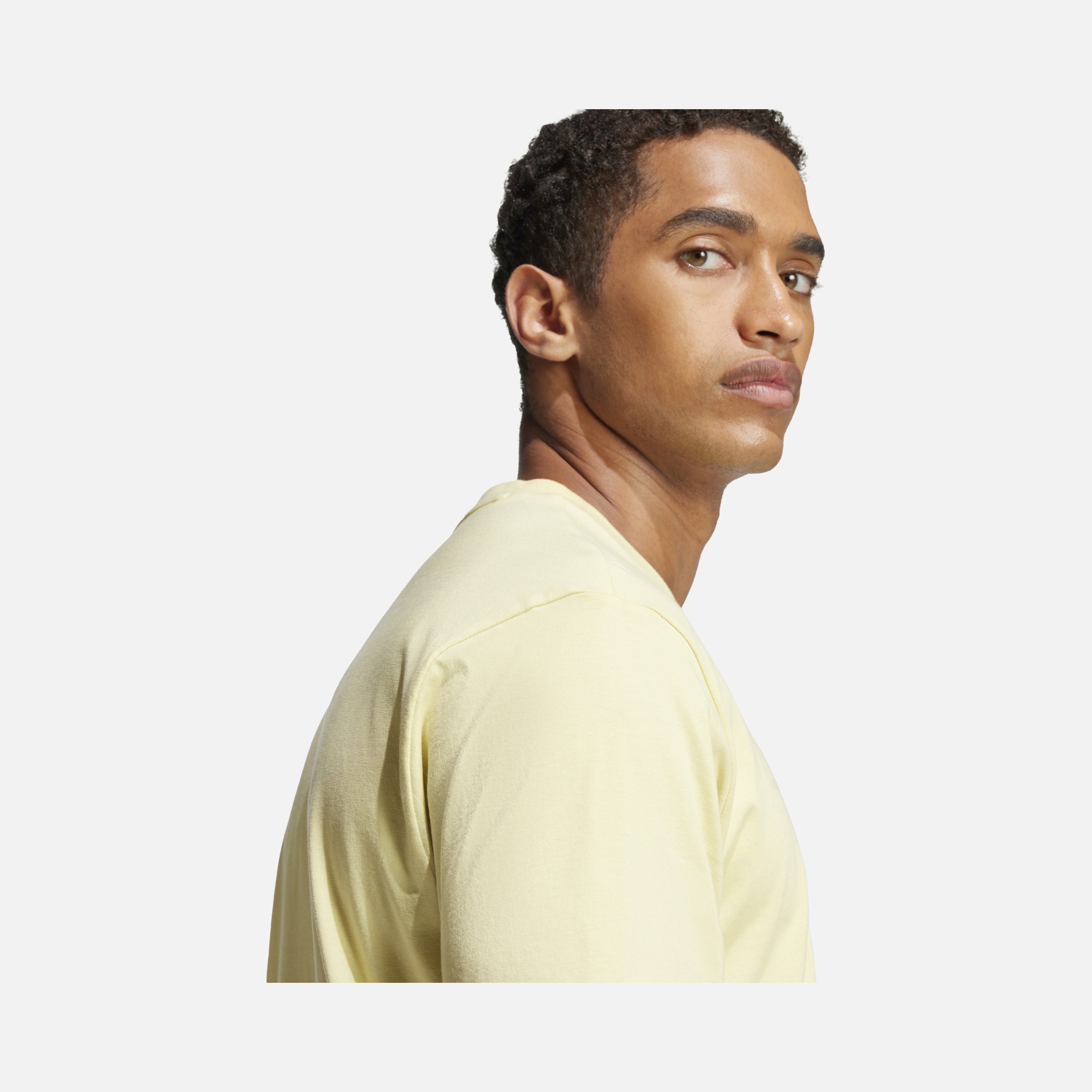 adidas Sportswear Essentials Linear Single Jersey Short-Sleeve Erkek Tişört