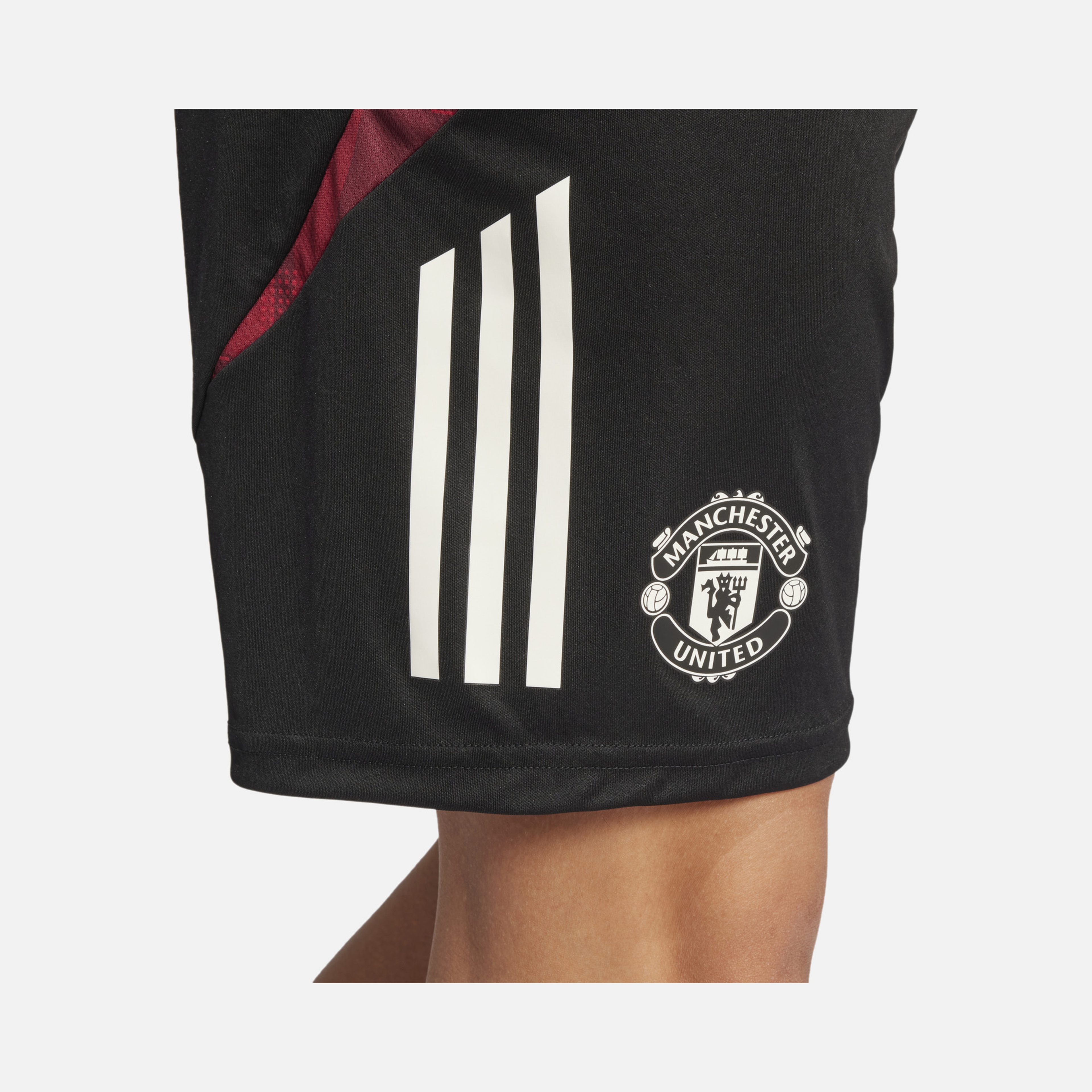 adidas Manchester United 2024-2025 Stadium Training Erkek Şort