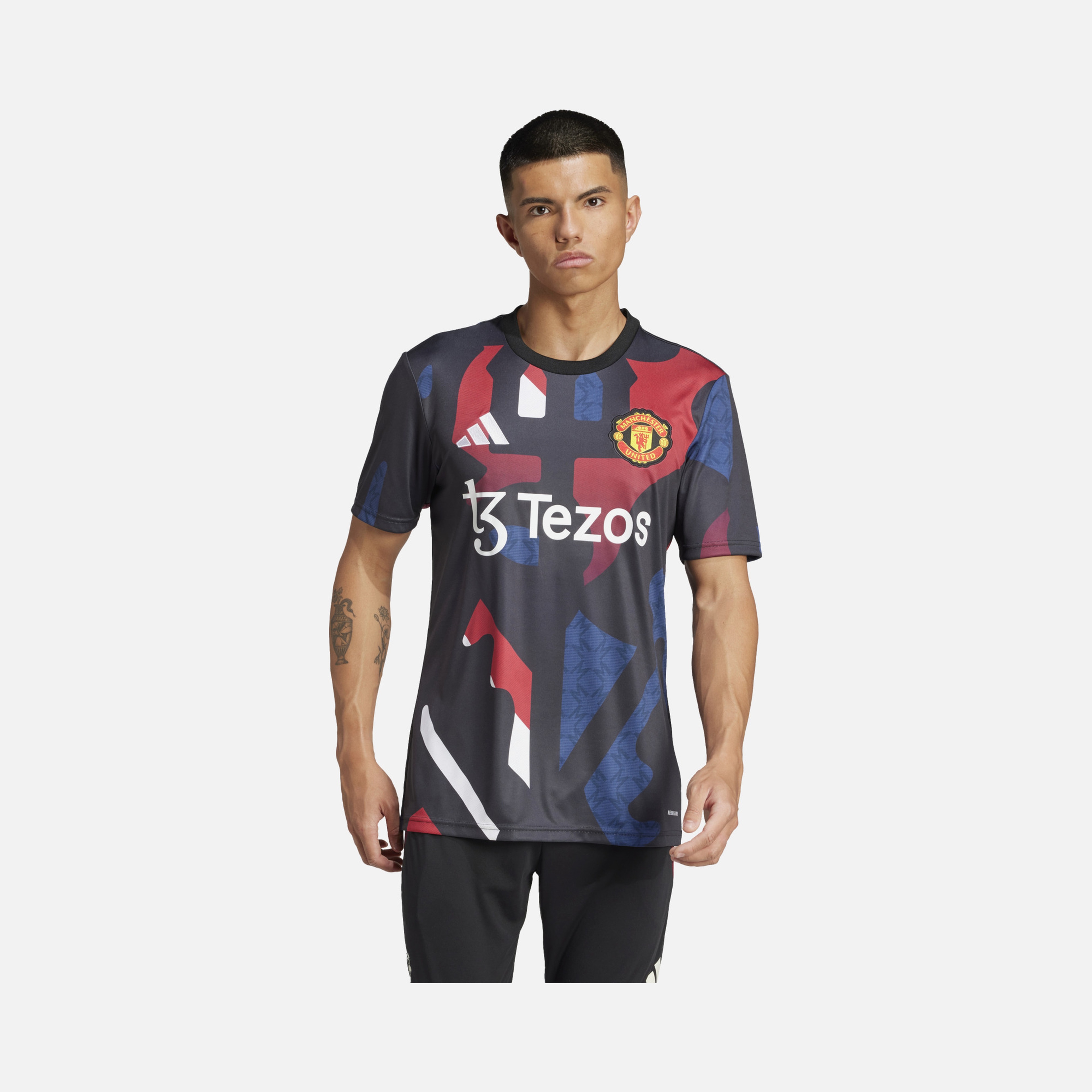 adidas Manchester United 2024-2025 AEROREADY Football Pre-Match Short-Sleeve Erkek Forma