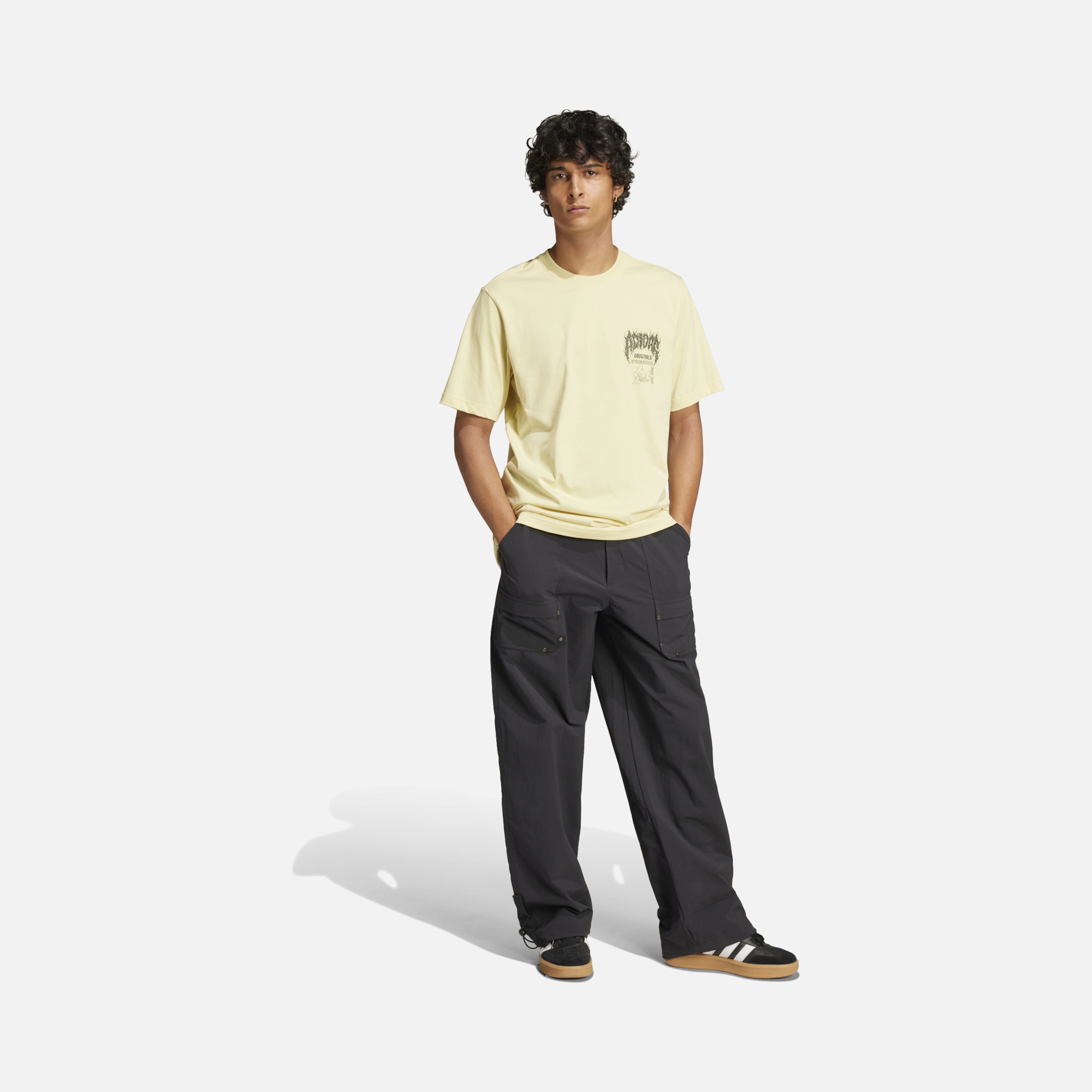 adidas Sportswear Q12 Trefoil Series Fashion Elevated Bright Oversized Graphics Short-Sleeve Erkek Tişört