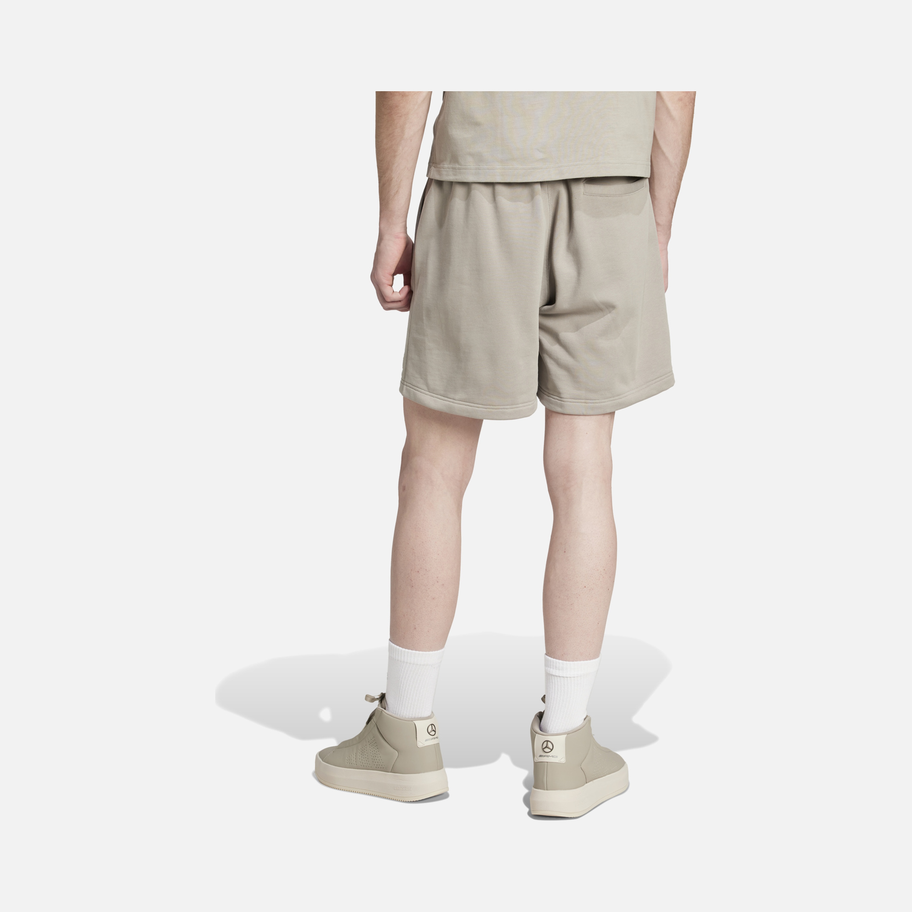 adidas Mercedes-AMG Petronas F1 Team Graphic French Terry Fabric Loose Fit Racing Fans Erkek Şort