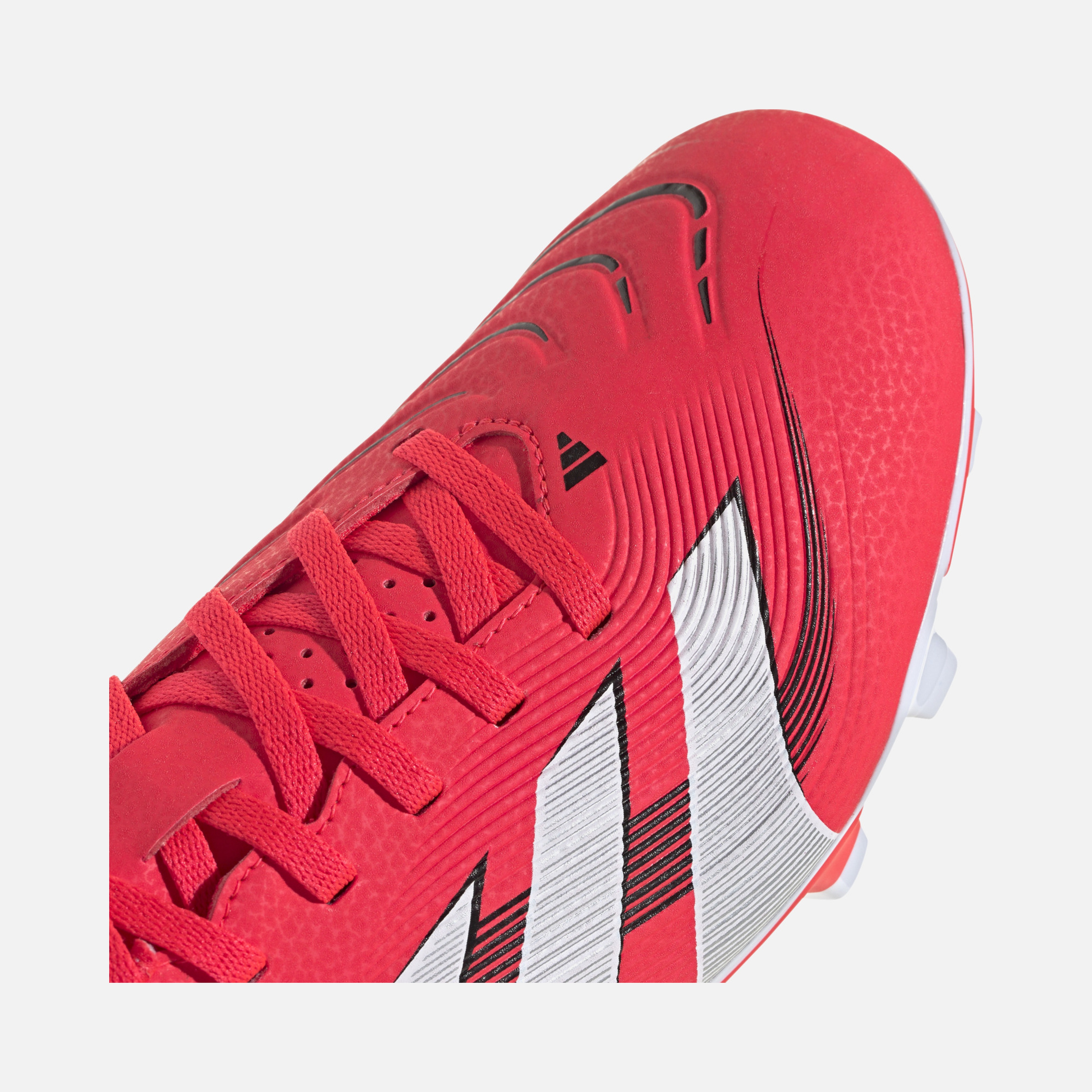 adidas Predator Club FG/MG Multi-Ground Low-Top Erkek Krampon