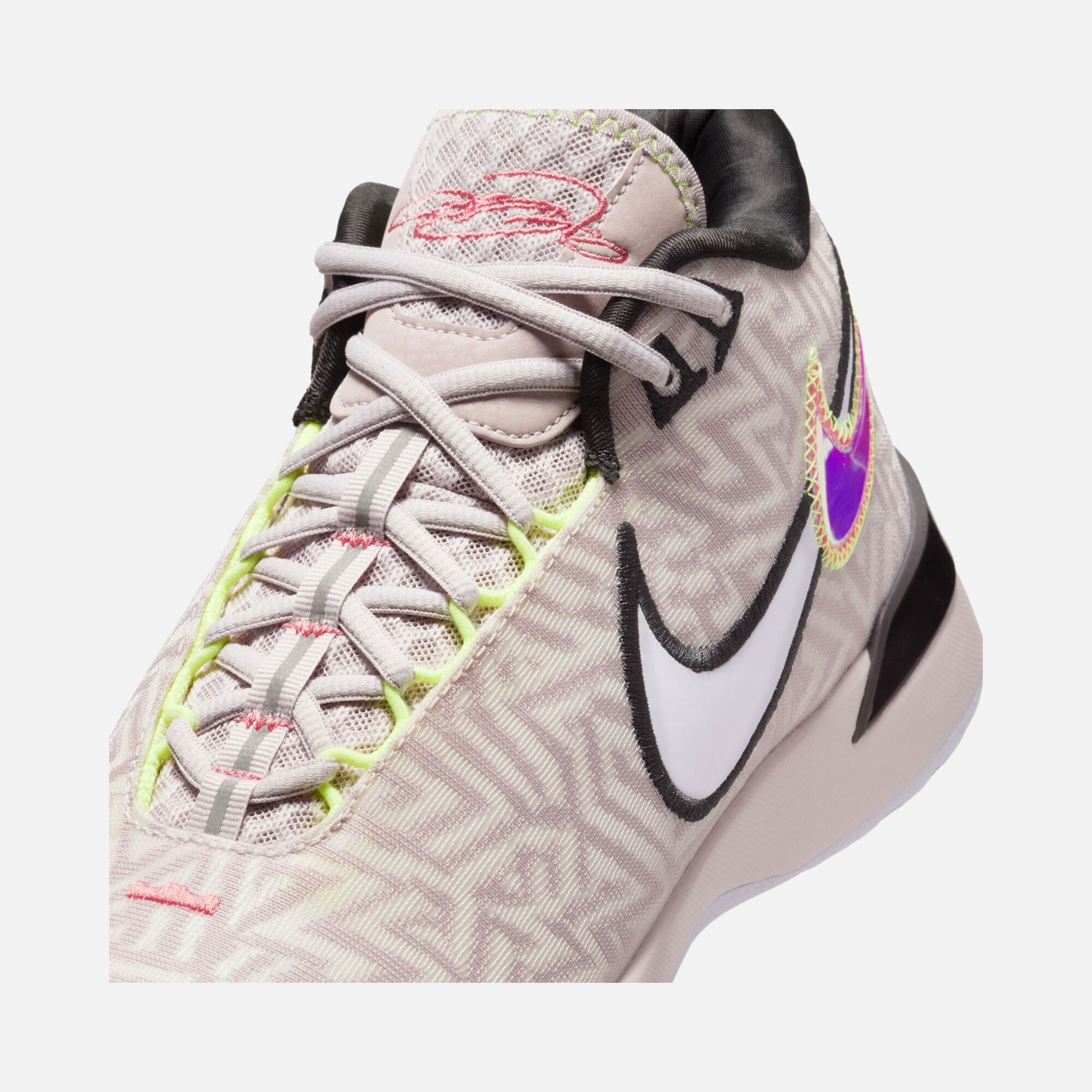 Nike LeBron James NXXT Genisus Erkek Basketbol Ayakkabısı