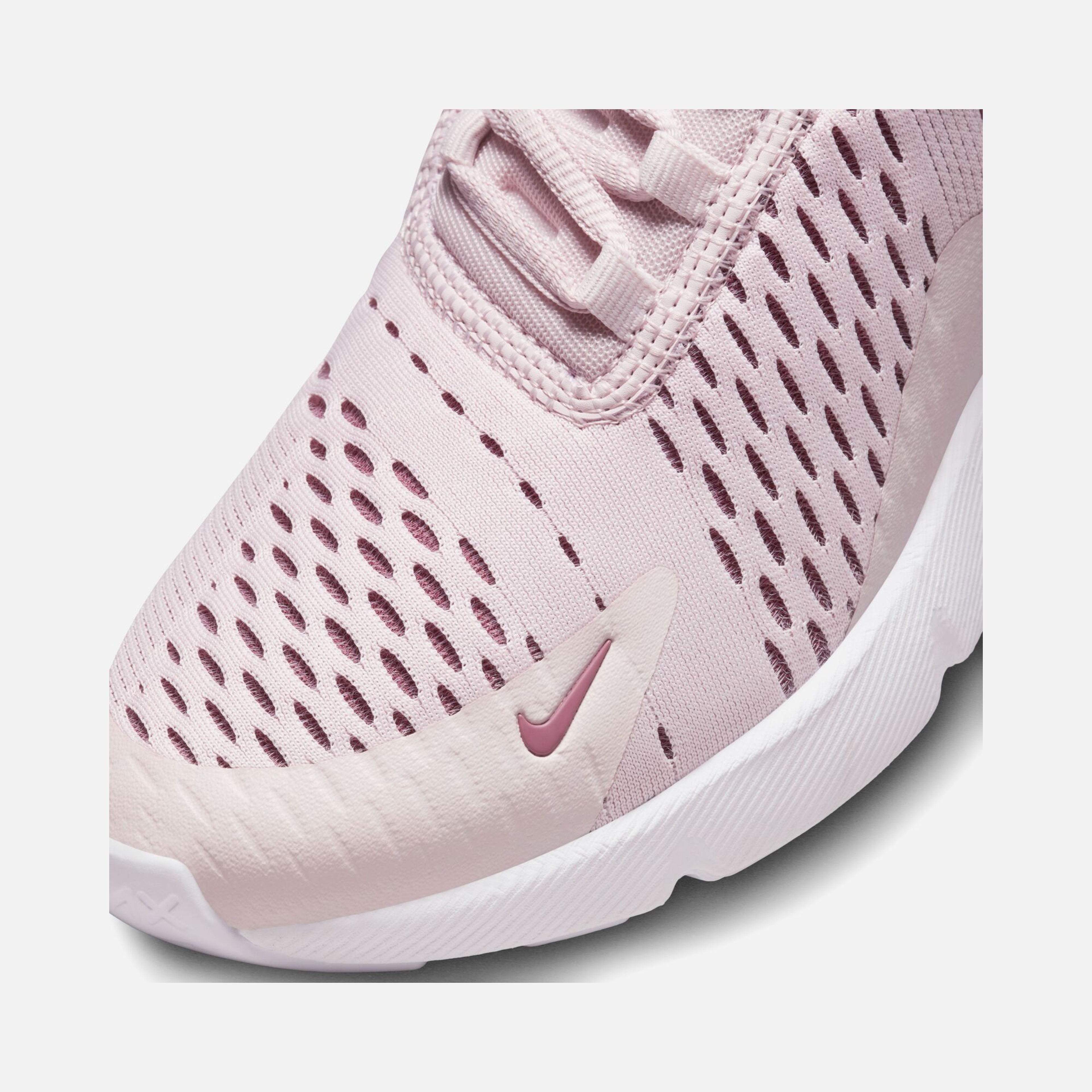 Nike Air Max 270 Kadın Spor Ayakkabı