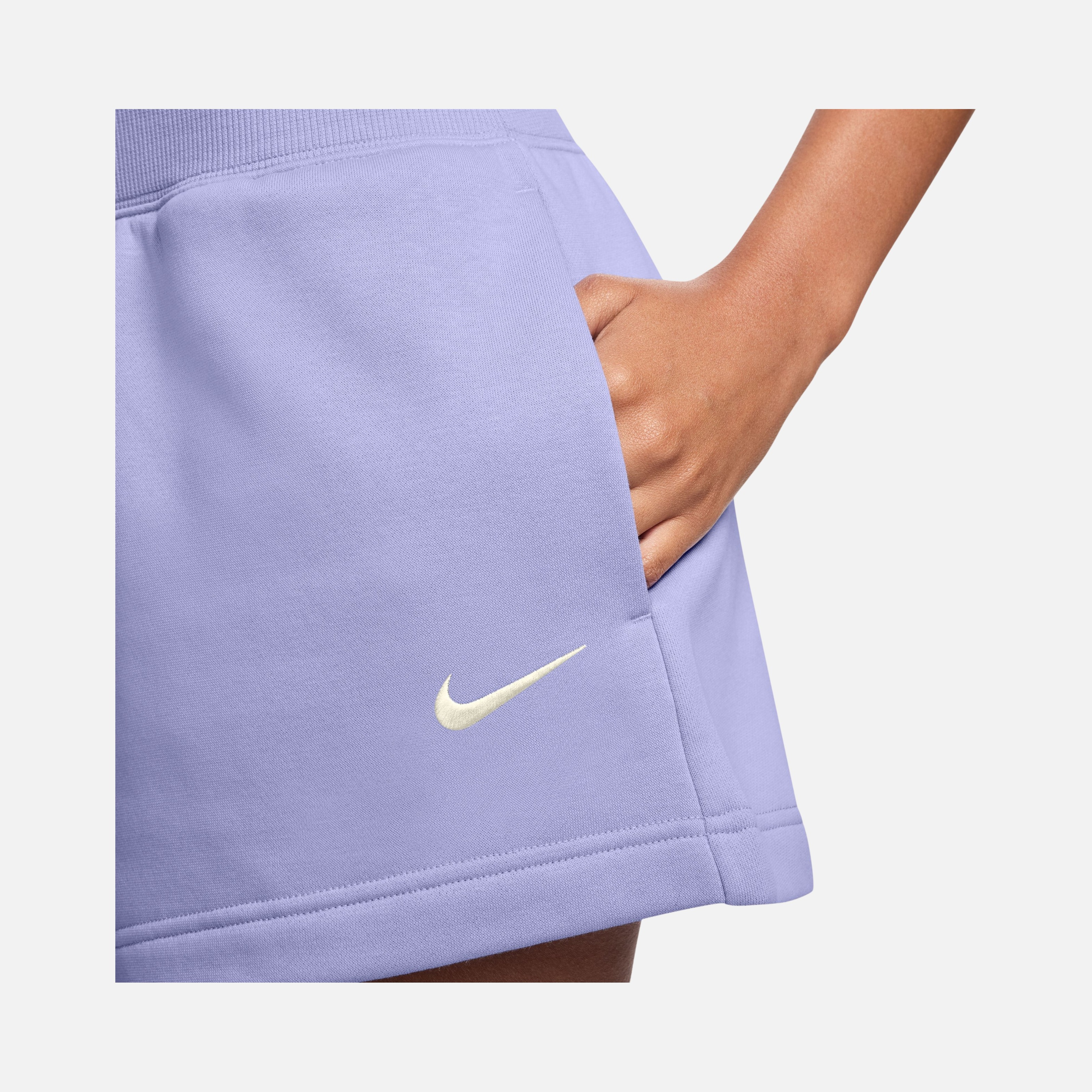 Nike Sportswear Phoenix Fleece High-Waisted Kadın Şort
