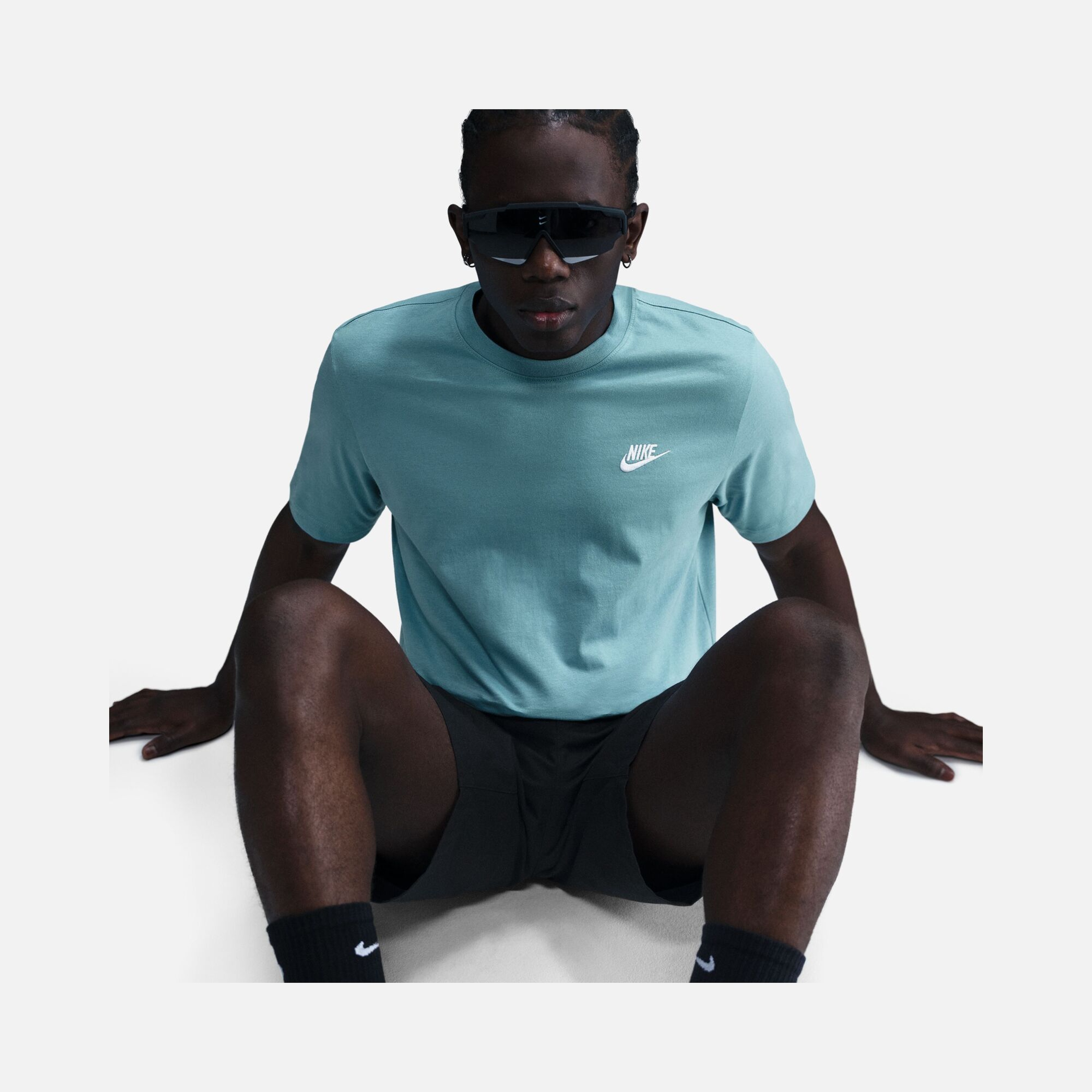 Nike Sportswear Club Short-Sleeve Erkek Tişört