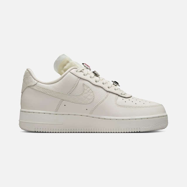 Nike Beyaz Nike Air Force 1 Low Premium