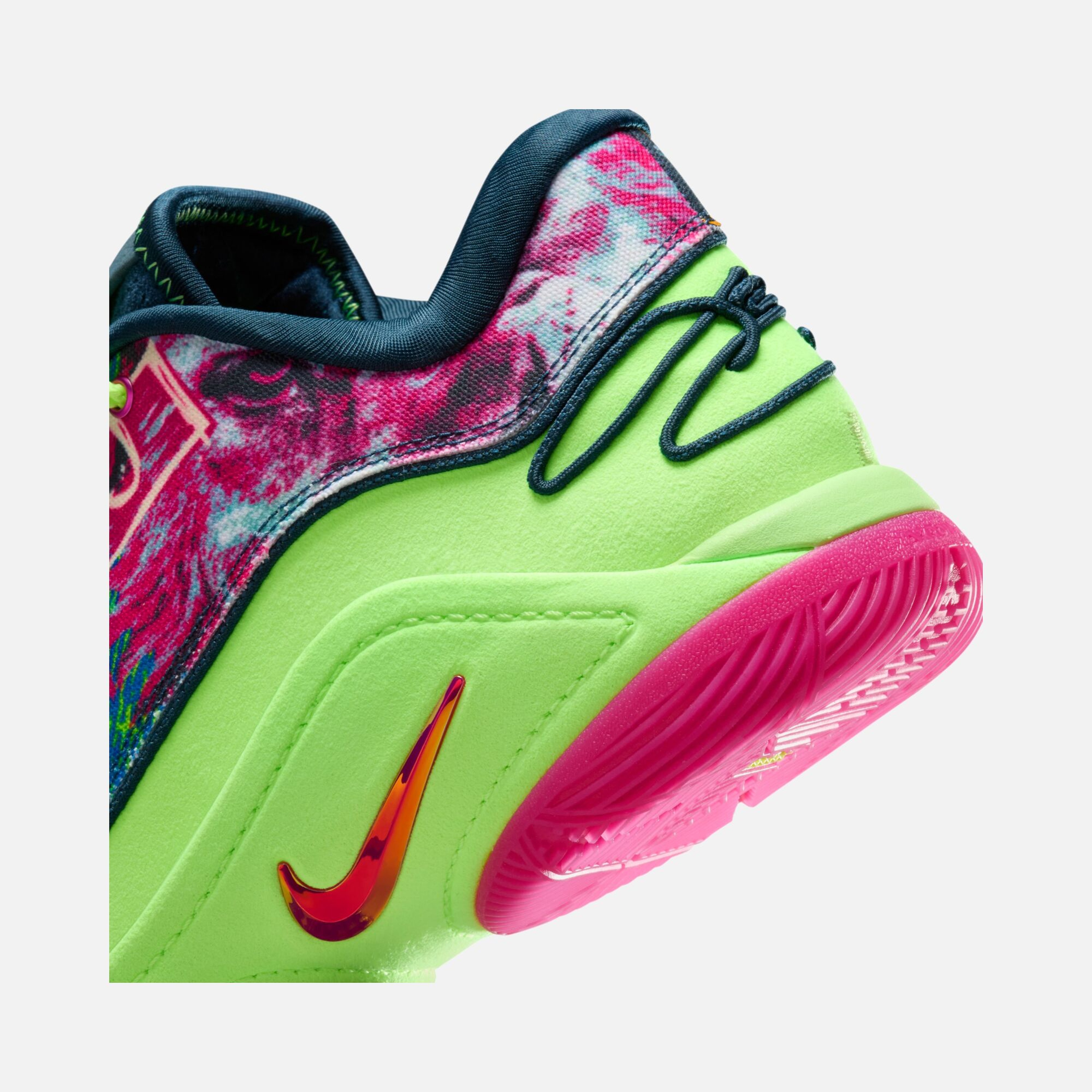 Nike LeBron James Xxii Bw Erkek Basketbol Ayakkabısı