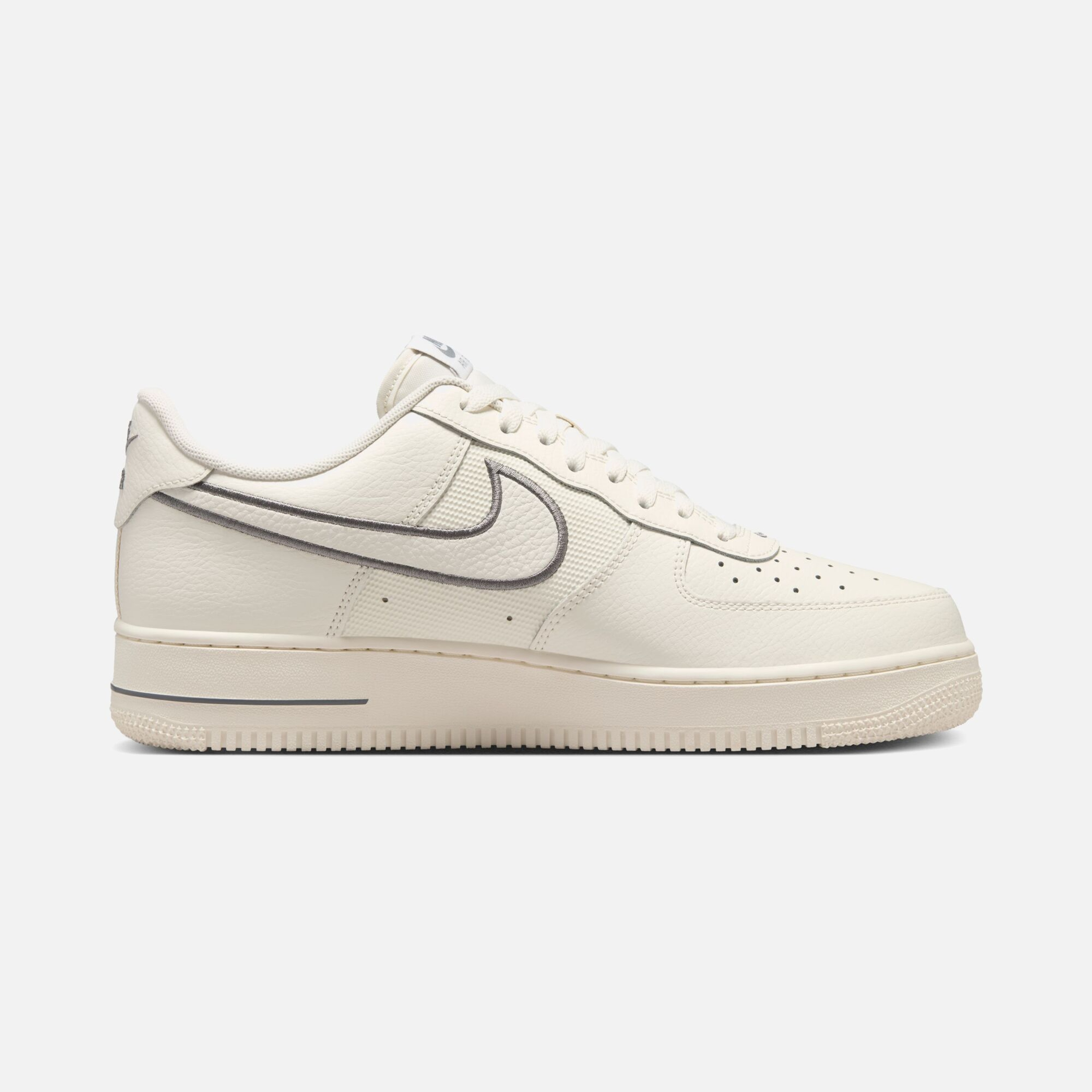 Nike Air Force 1 '07 S25 Erkek Spor Ayakkabı