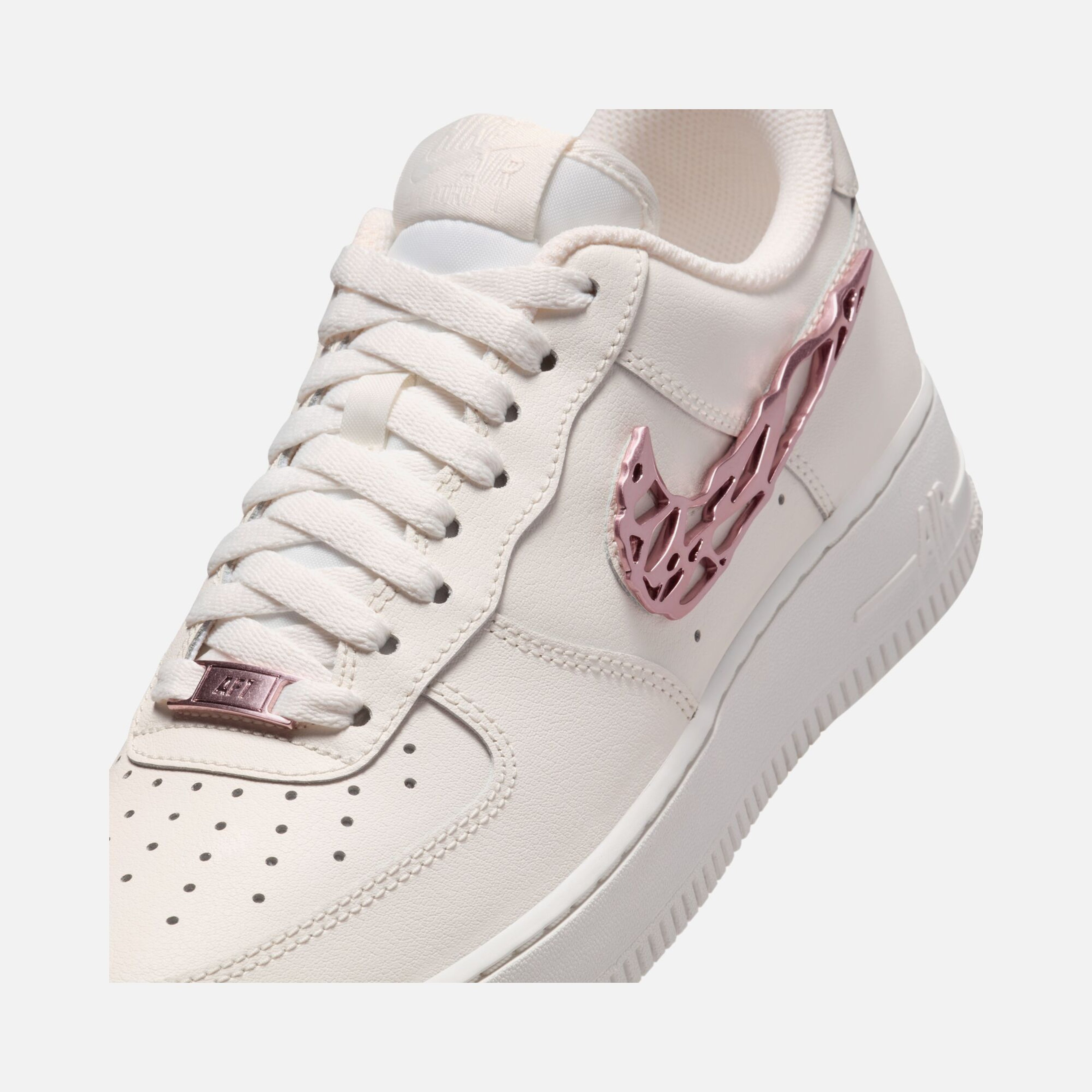 Nike Air Force 1 '07 LX ''Liquid Metal Swoosh Detail'' Kadın Spor Ayakkabı