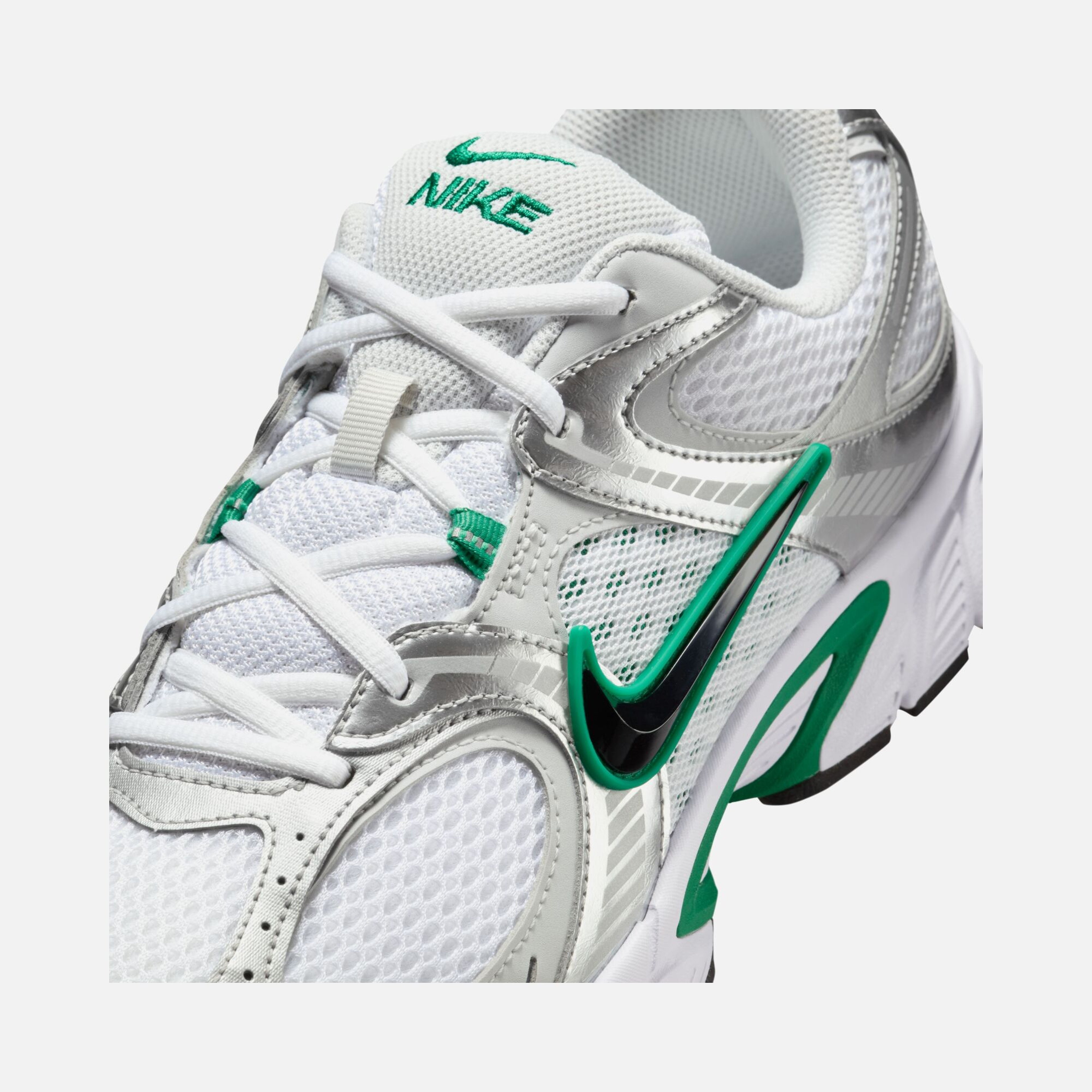 Nike V5 RNR Erkek Spor Ayakkabı