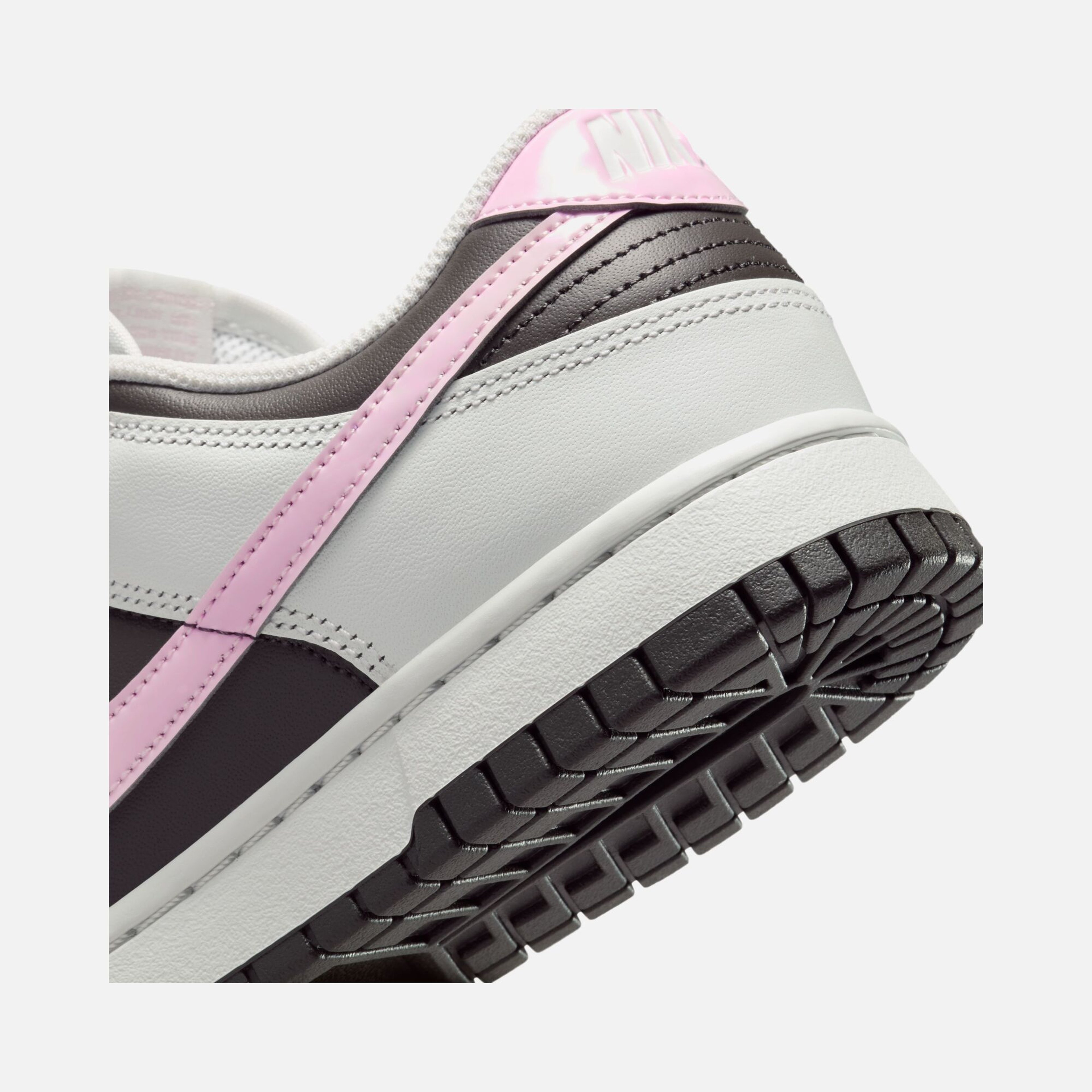 Nike W Dunk Low Kadın Spor Ayakkabı