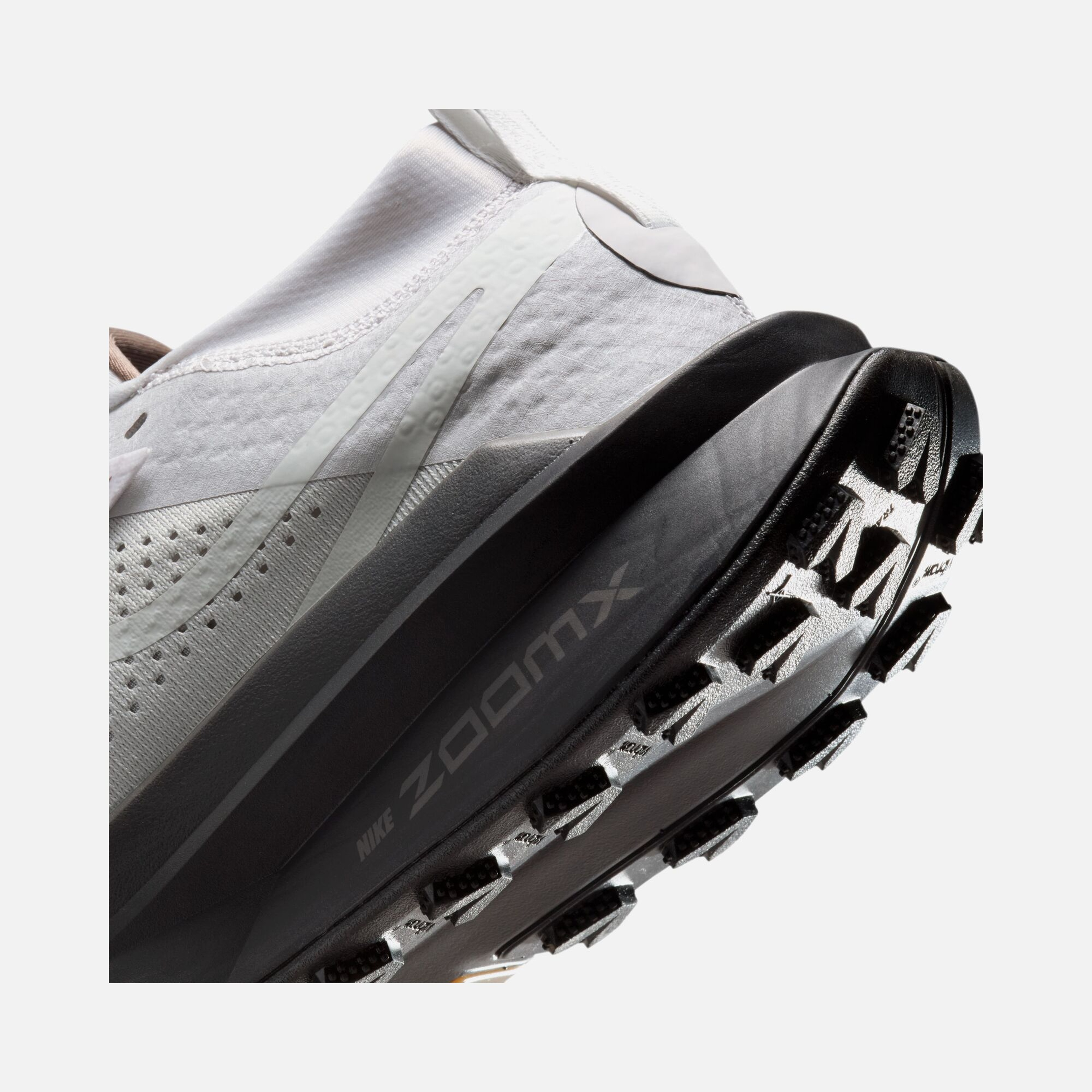 Nike Zoomx Zegama Trail 2 Erkek Spor Ayakabı