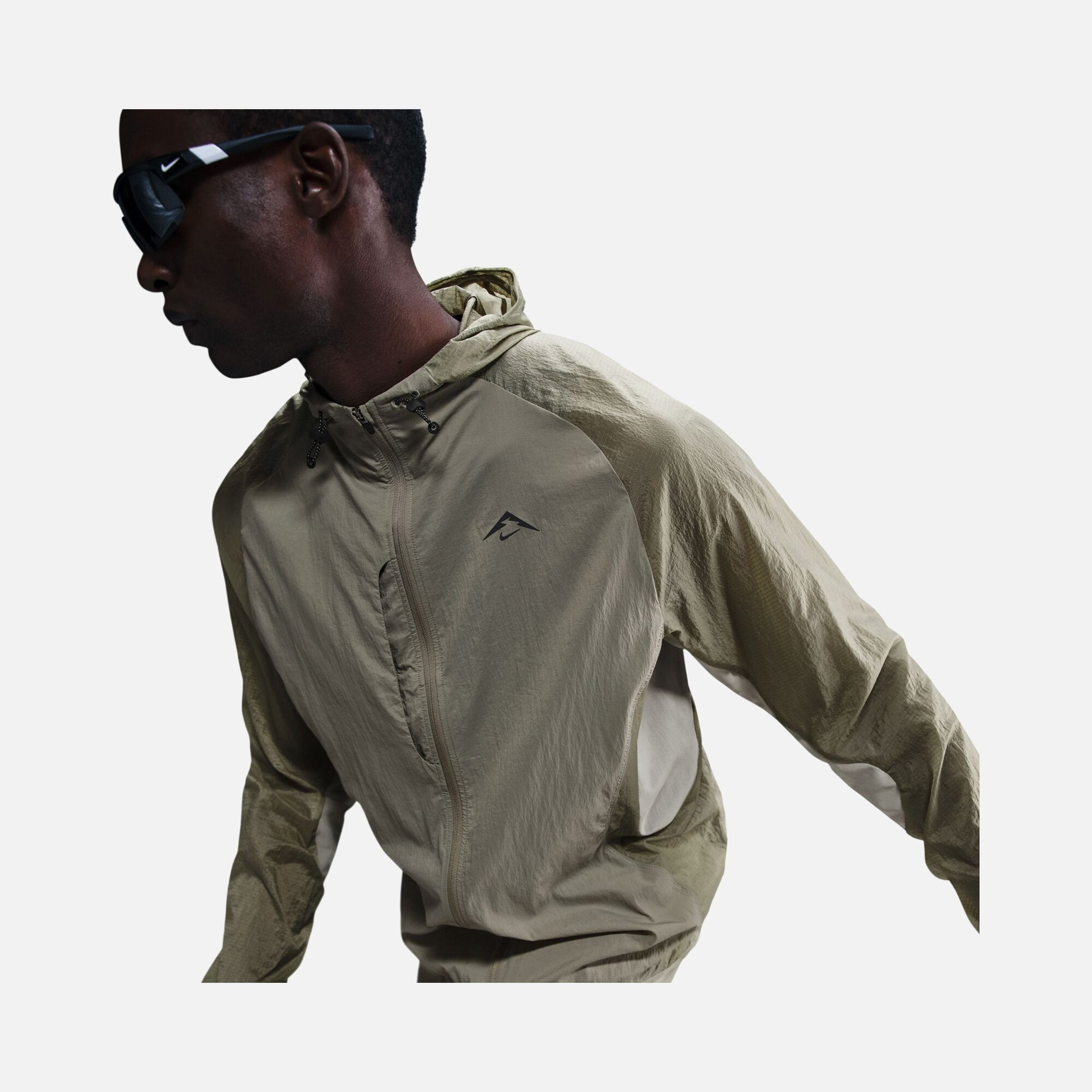 Nike Trail Aireez Jkt Kapüşonlu Erkek Ceket