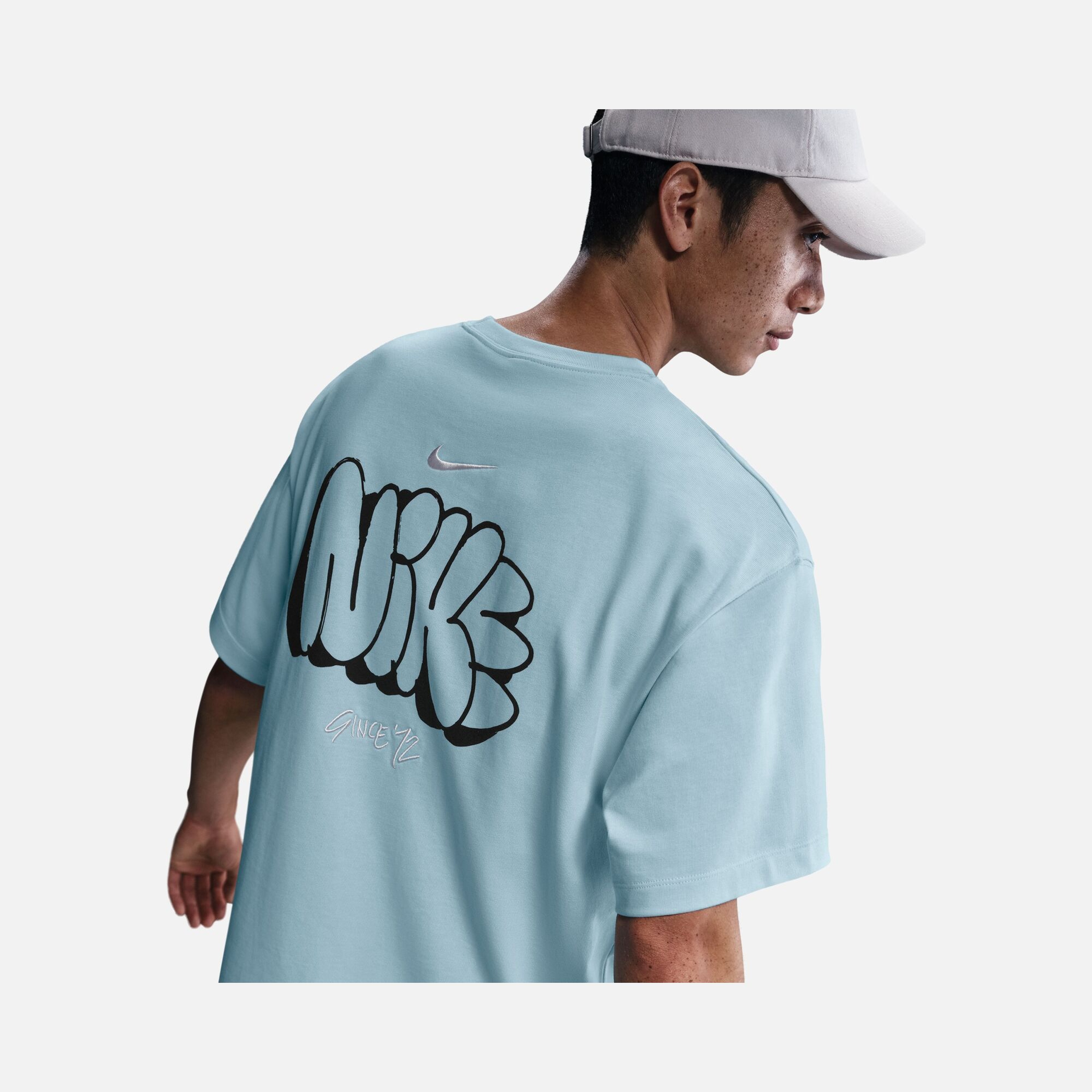 Nike Sportswear Solo Swoosh Graphics Short-Sleeve Erkek Tişört